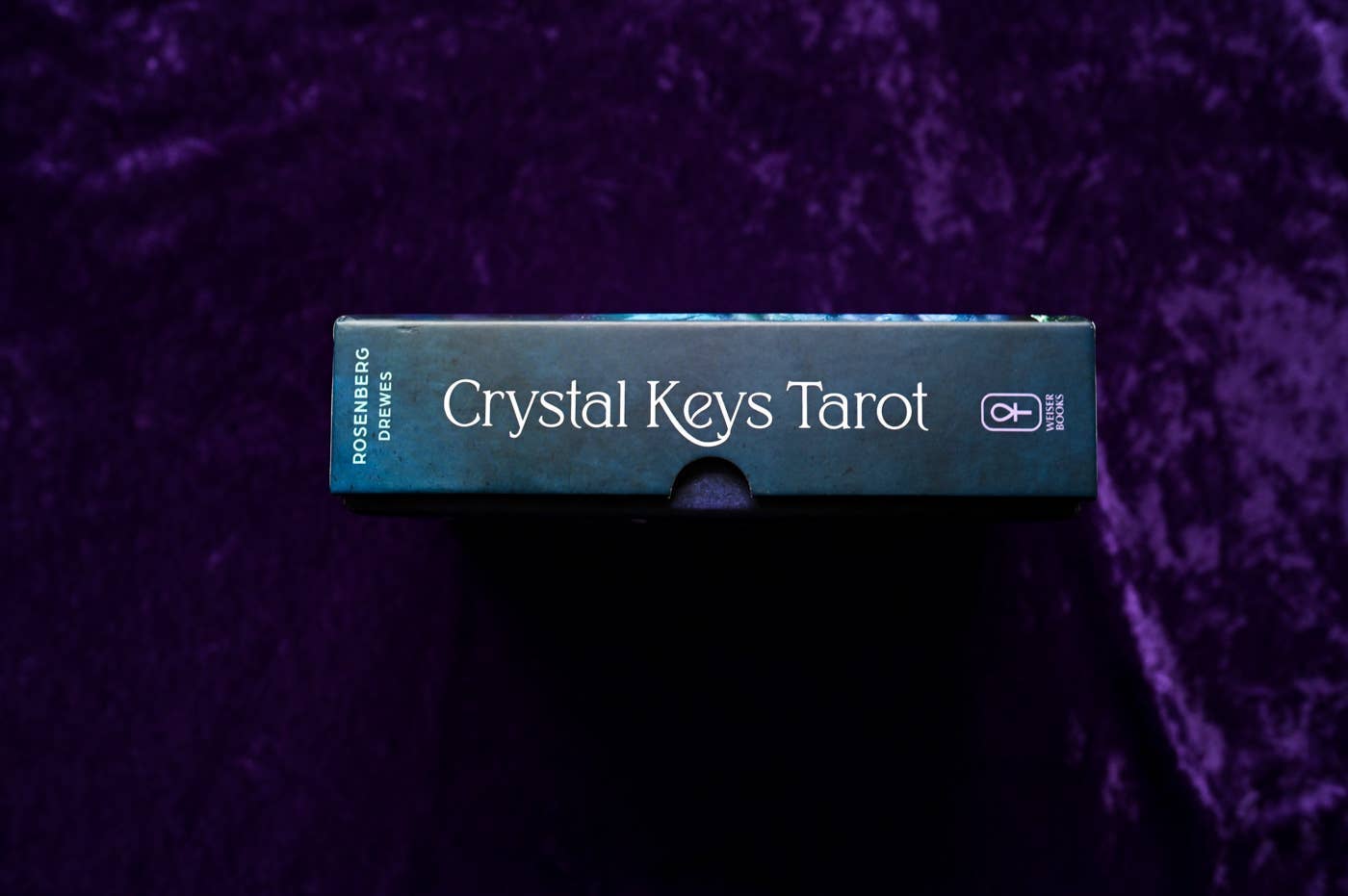 Crystal Keys Tarot: 78 Cards & 176-Page Full-Color Guidebook: Paperback; 220 pages / English