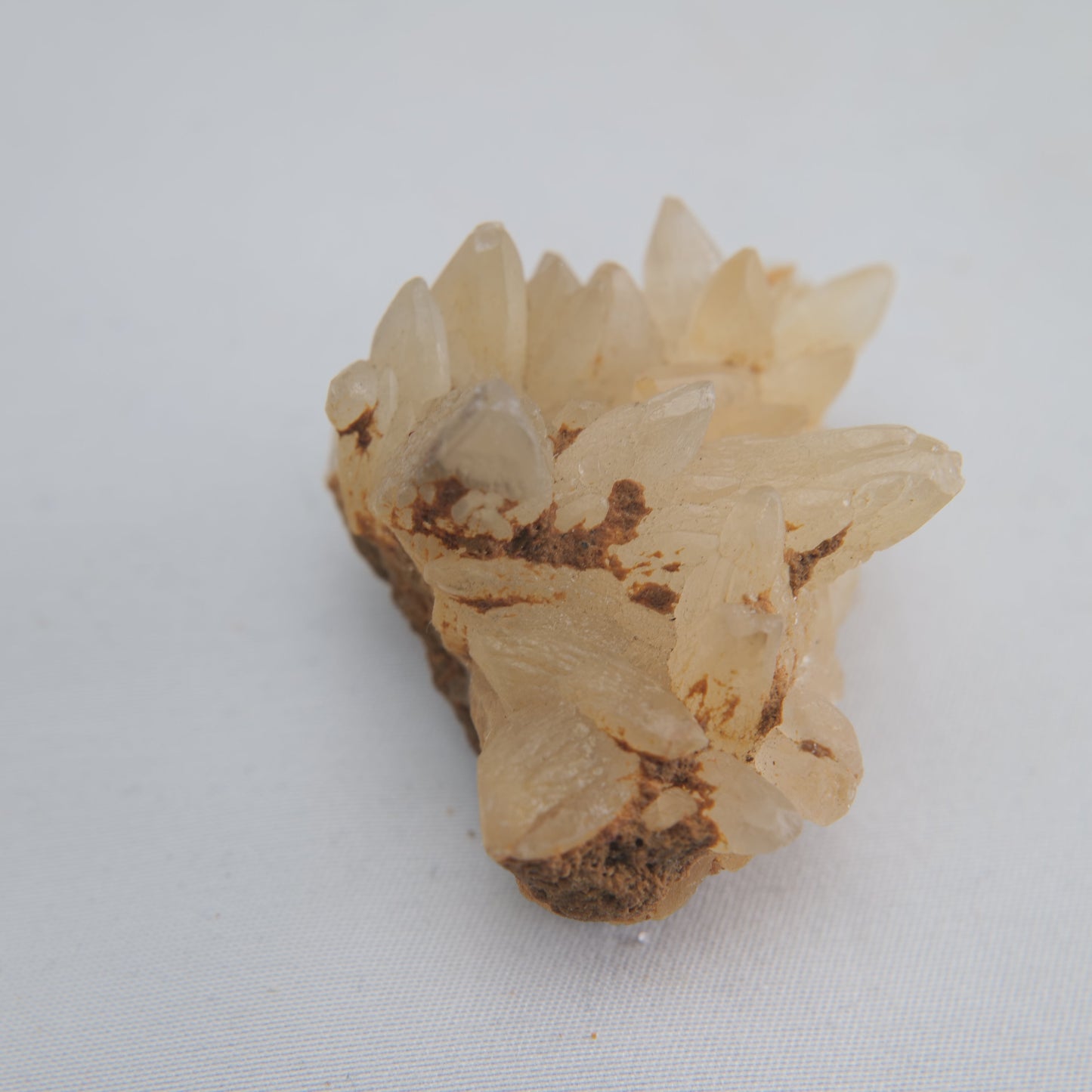 Dog Tooth Calcite Specimen 38g - Luna Panther