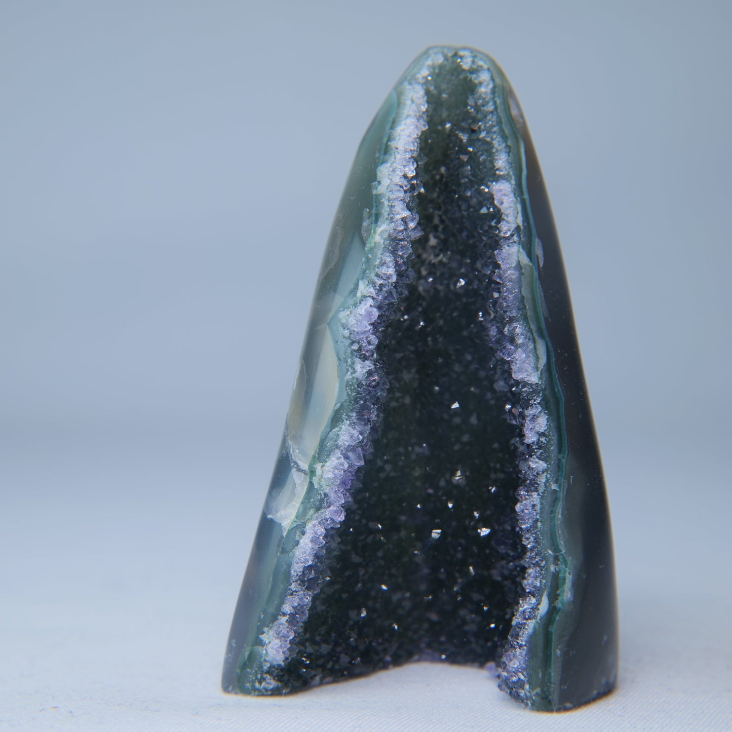 Druzy Geode 54g - Luna Panther