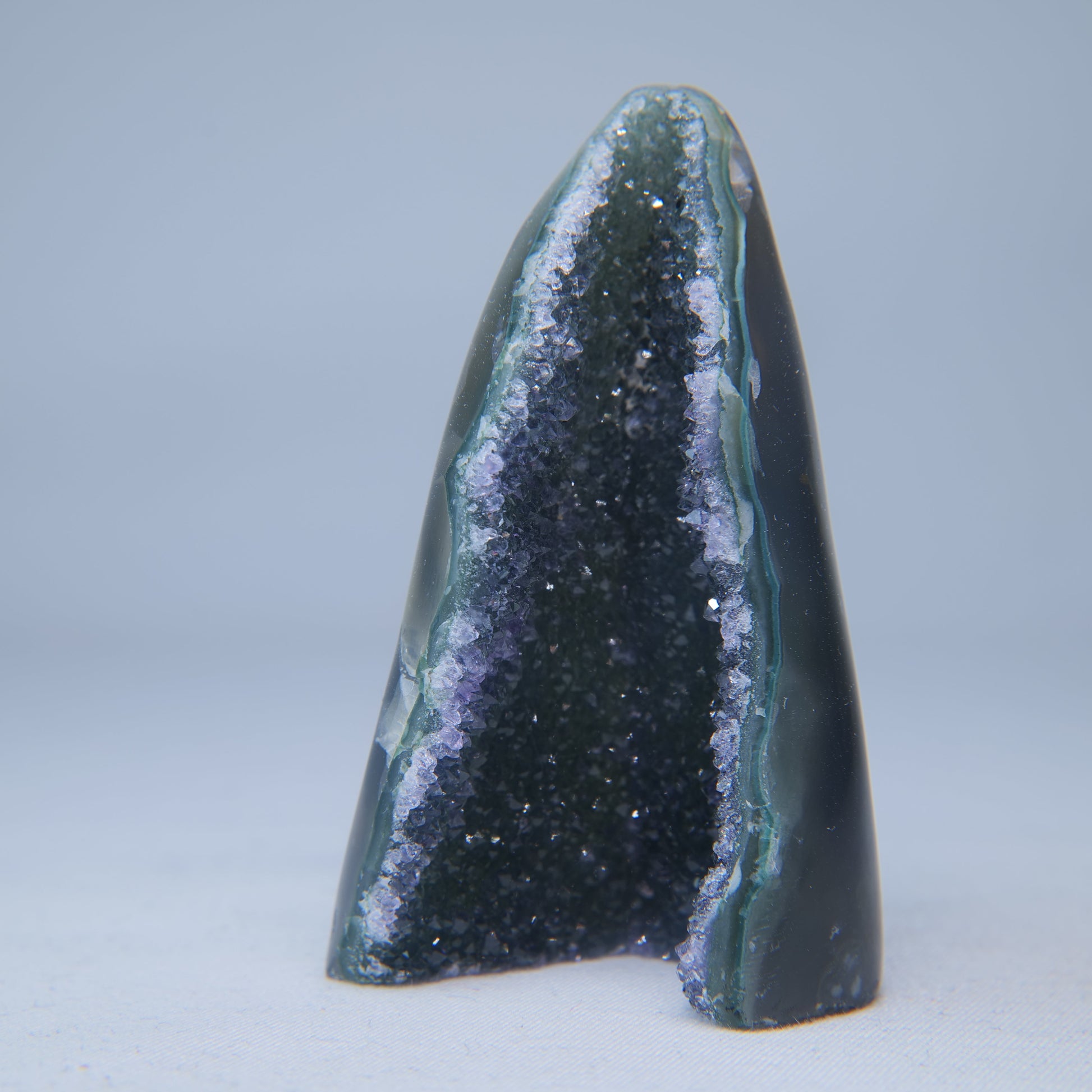 Druzy Geode 54g - Luna Panther