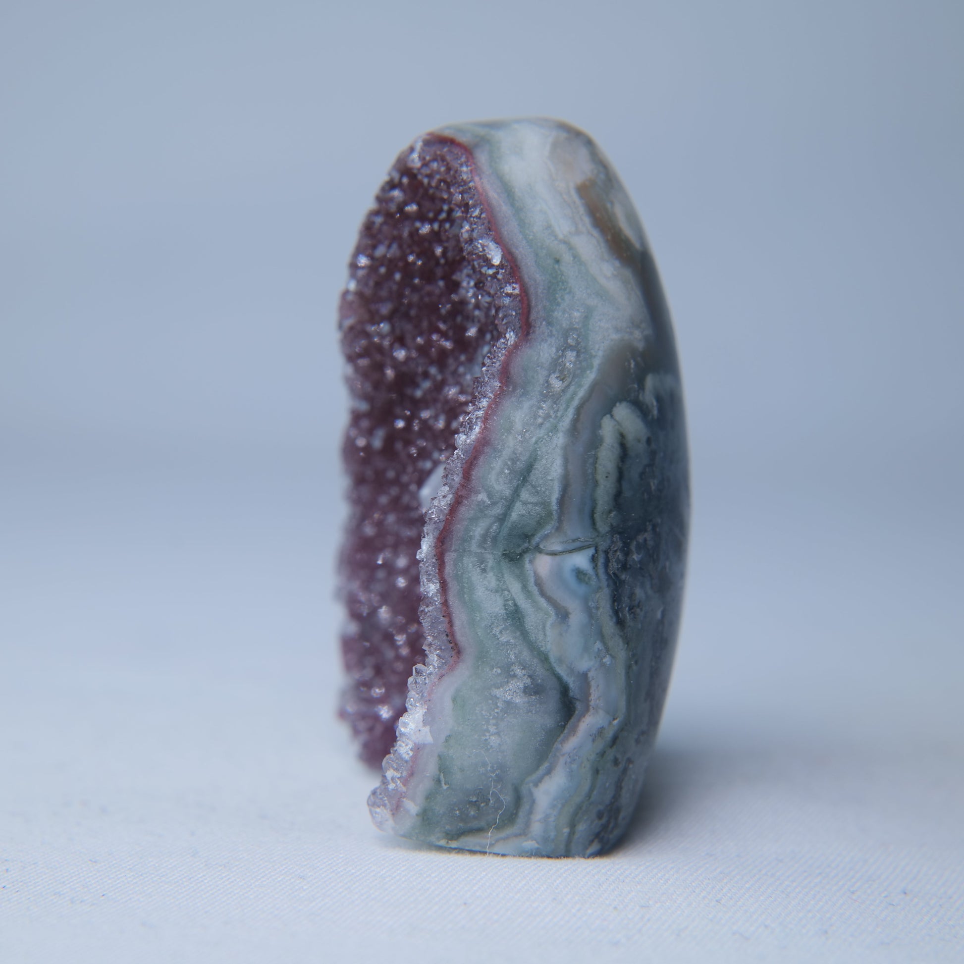 Druzy Geode 54g - Luna Panther