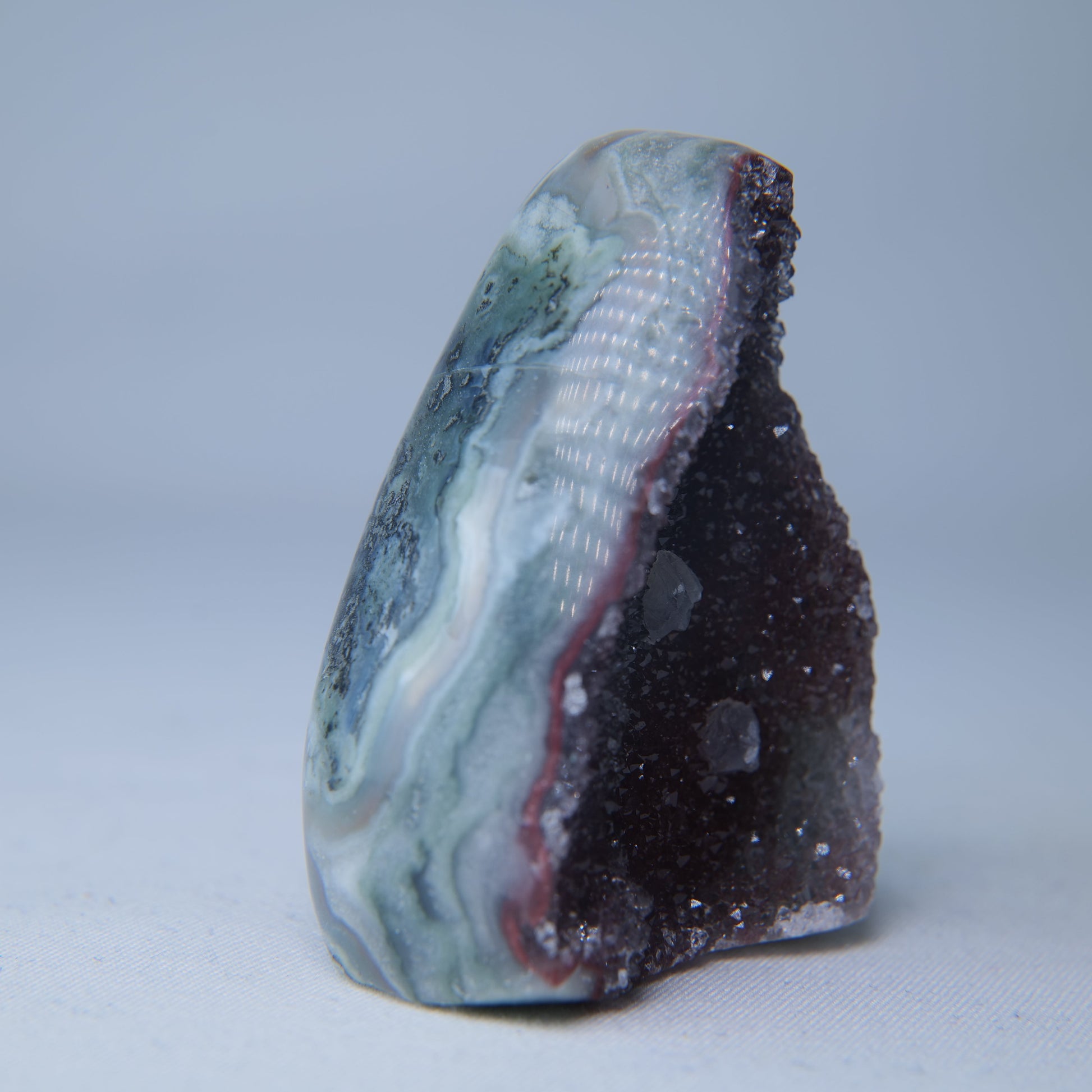 Druzy Geode 54g - Luna Panther