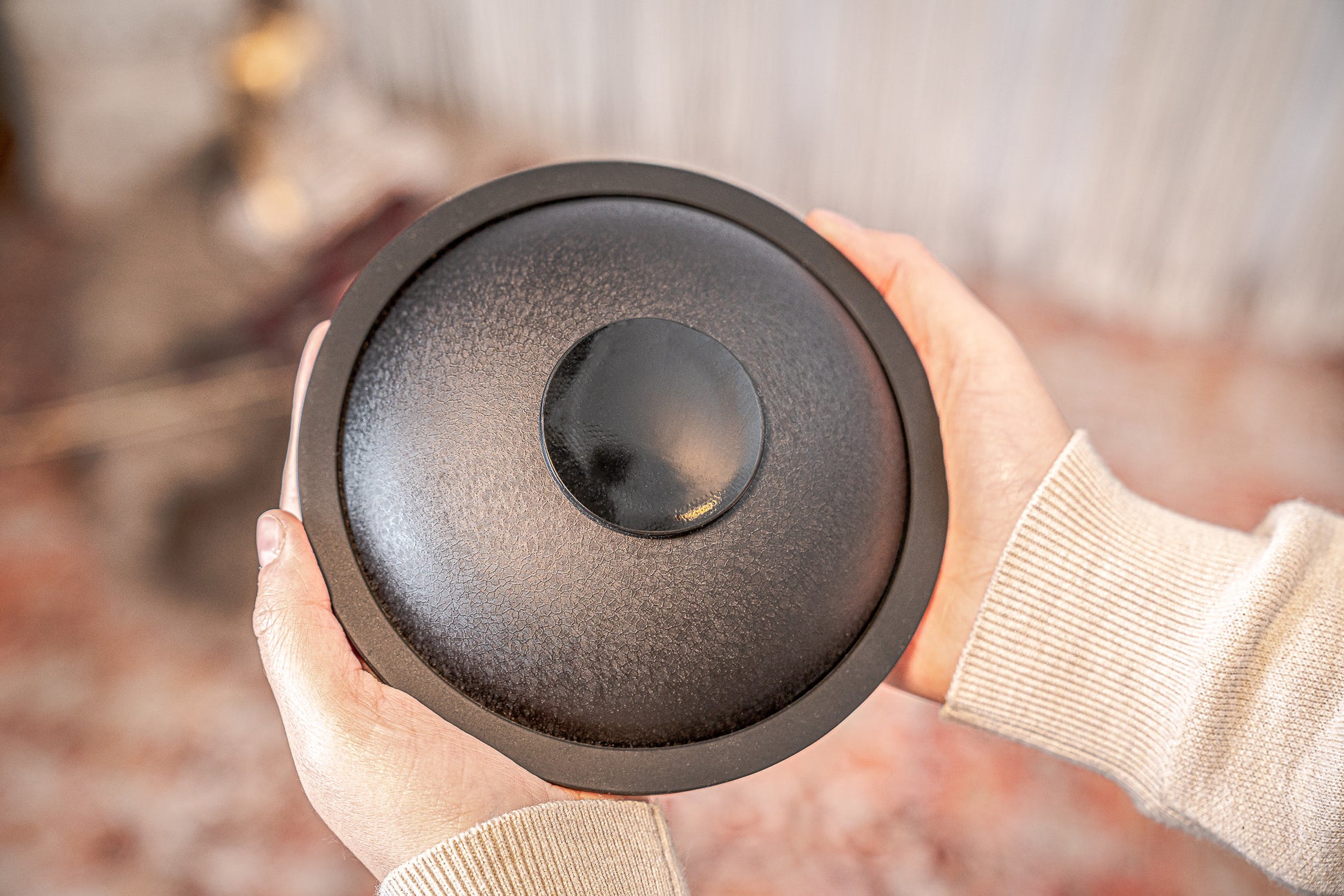 MEINL Sonic Energy Mini Steel Tongue Drum 6" - C Major/6 Notes/440 Hz - Black detail view 9 at Luna Panther