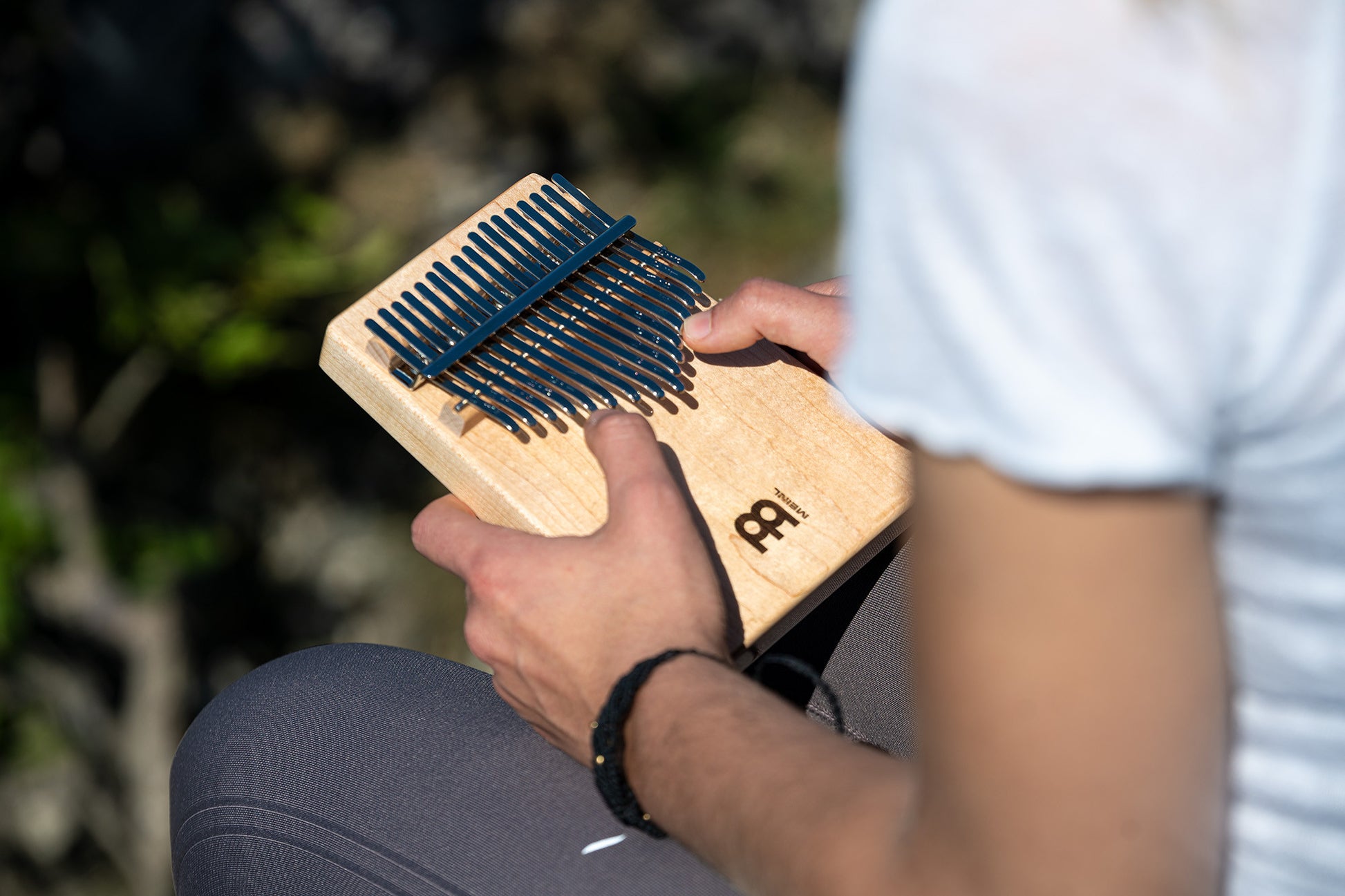 Meinl Sonic Energy Solid Kalimba - 17 notes, maple detail view 18 at Luna Panther
