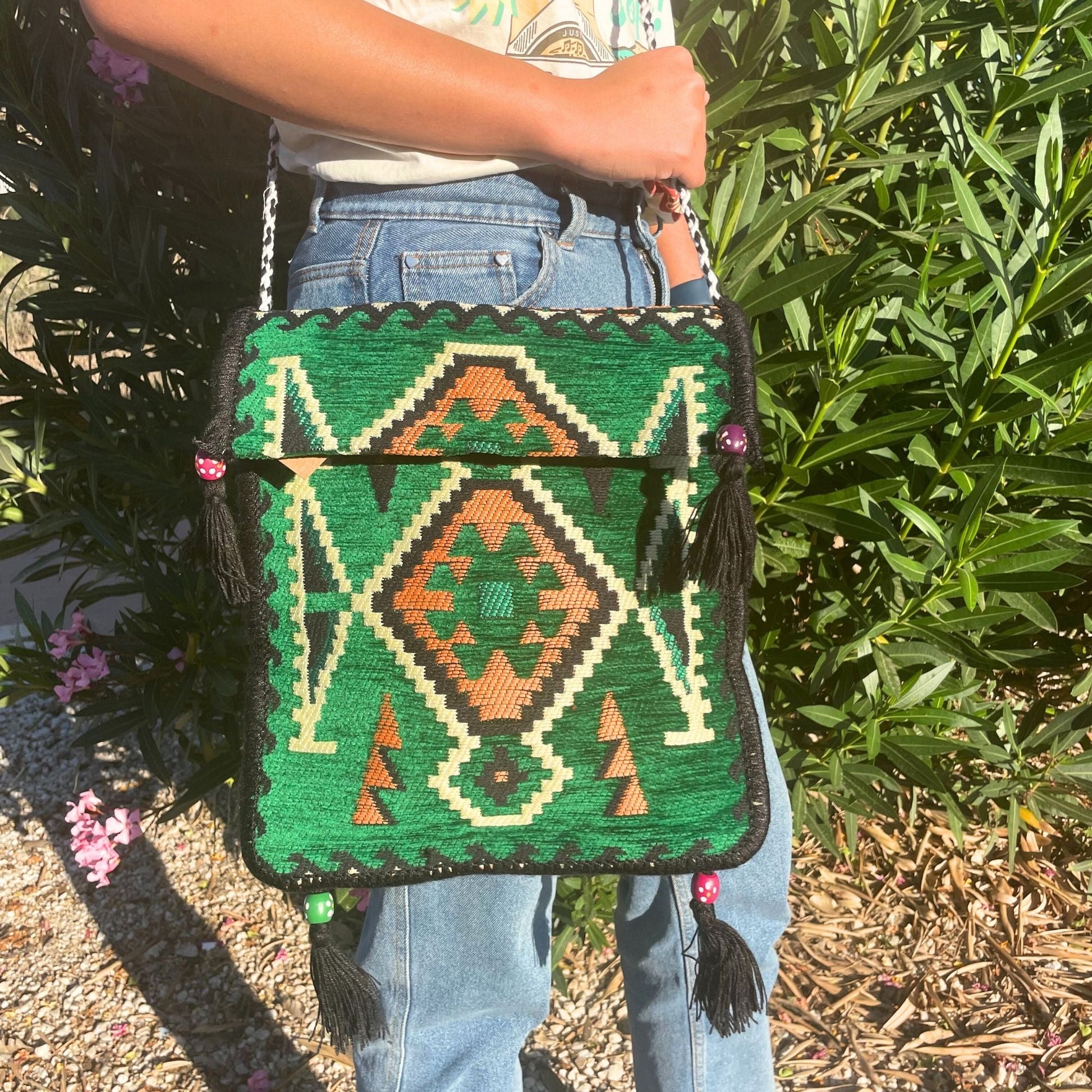 Polished Emerald Green Kilim Messenger Festival Bag featuring vibrant green tone and crystalline clarity - Luna Panther