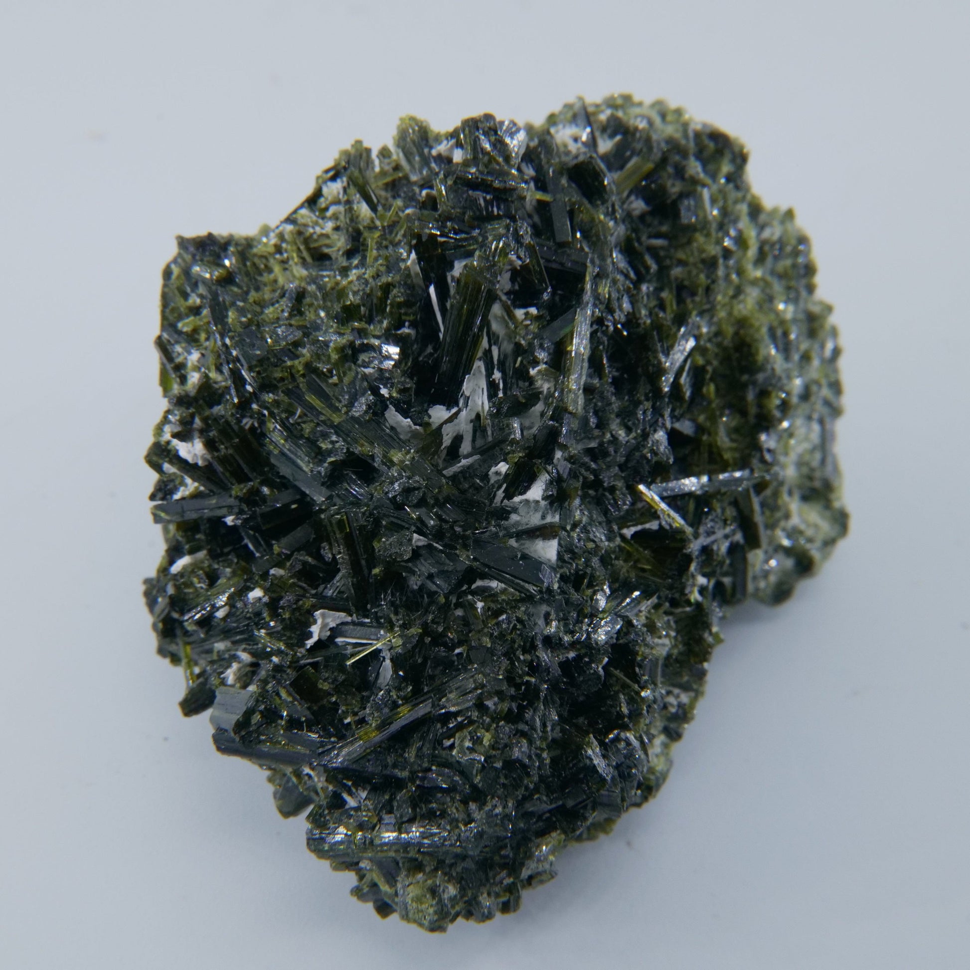 Epidote Specimen Pakistan Grade A 128g - Luna Panther