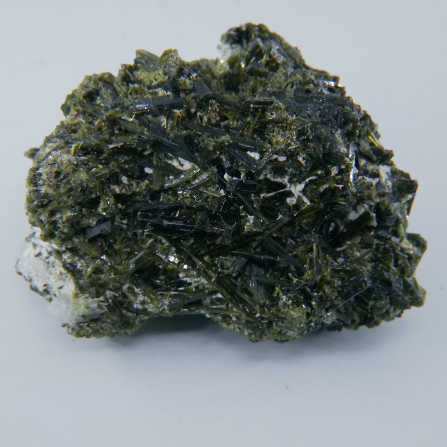 Epidote Specimen Pakistan Grade A 128g - Luna Panther