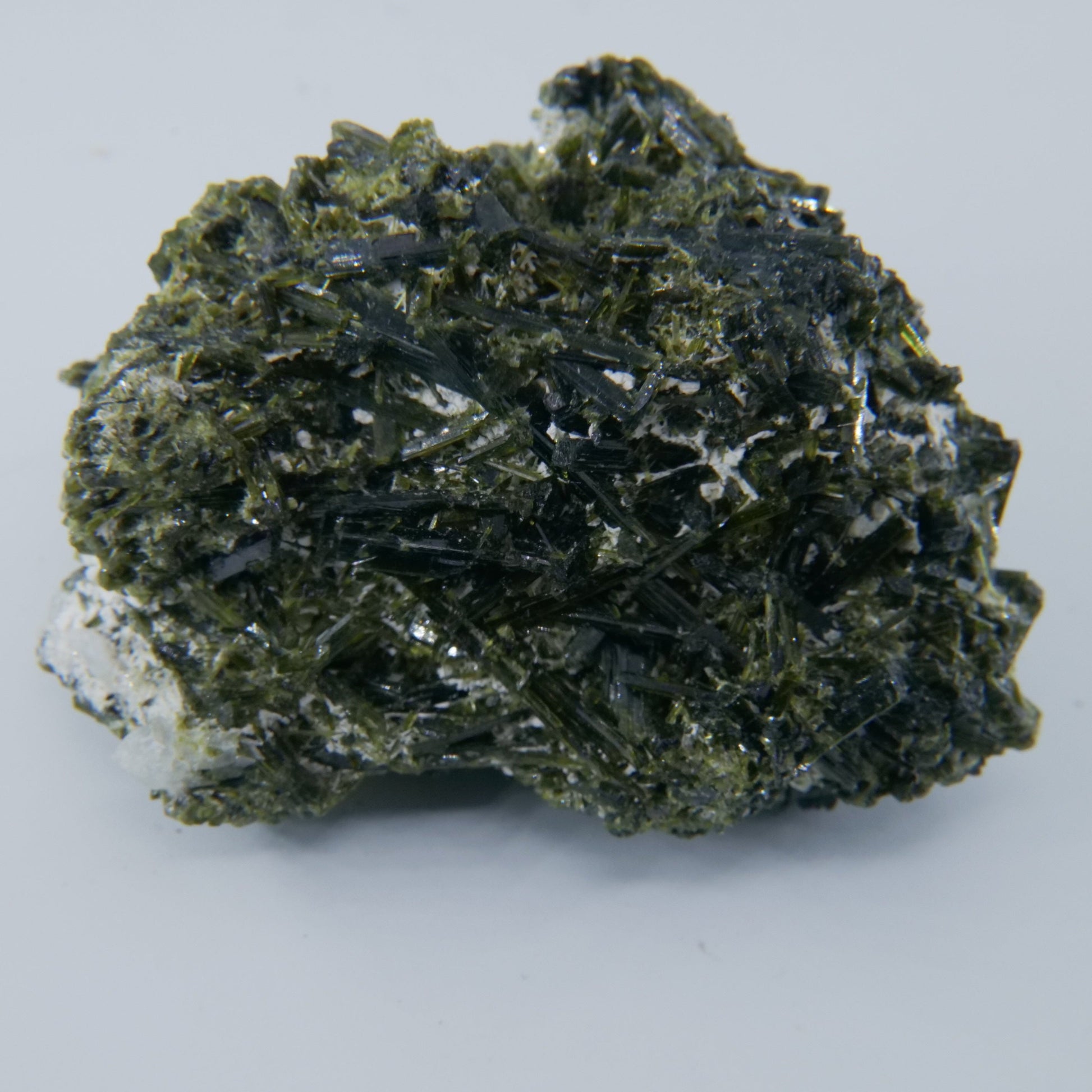 Epidote Specimen Pakistan Grade A 128g - Luna Panther