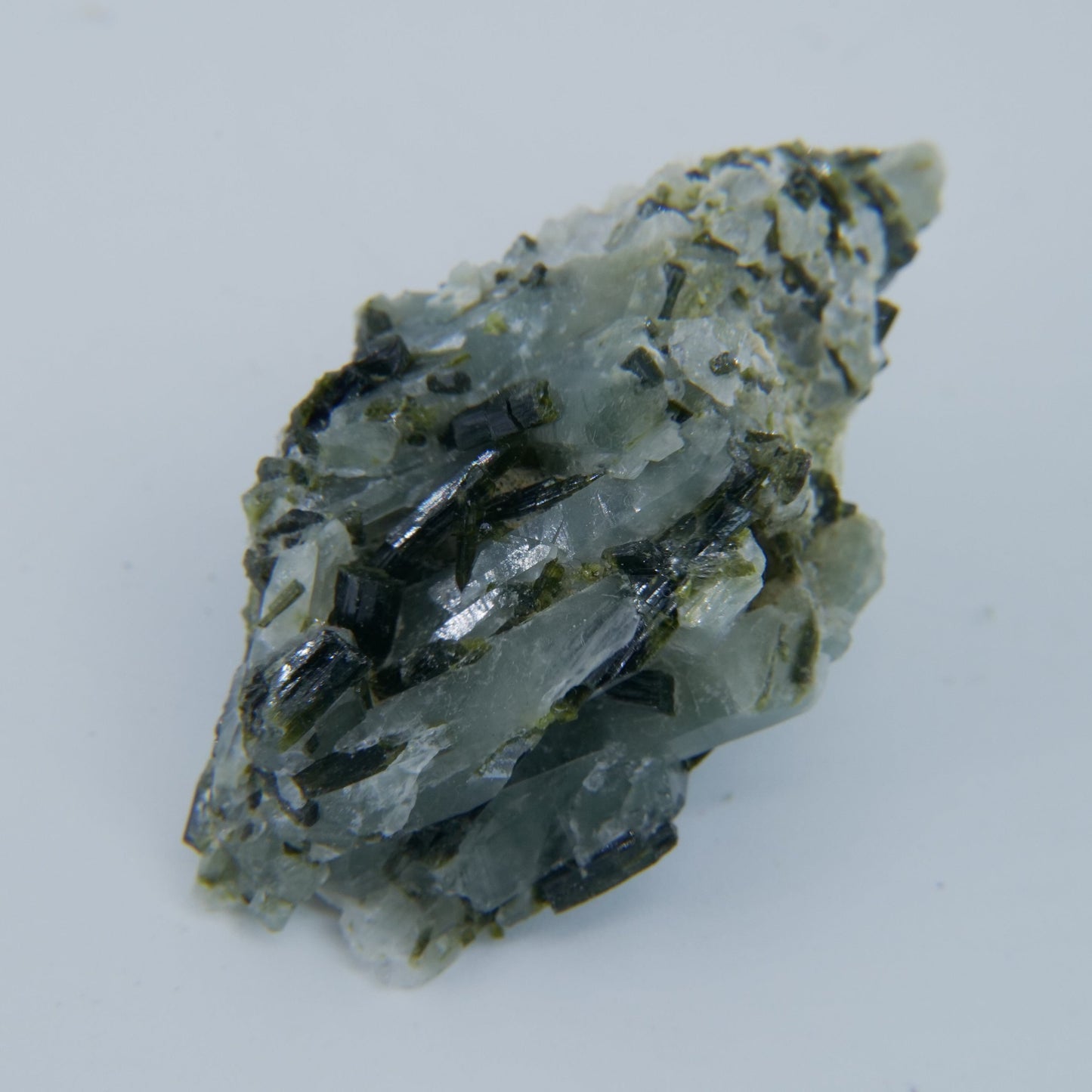 Epidote Specimen Pakistan Grade A 39g - Luna Panther
