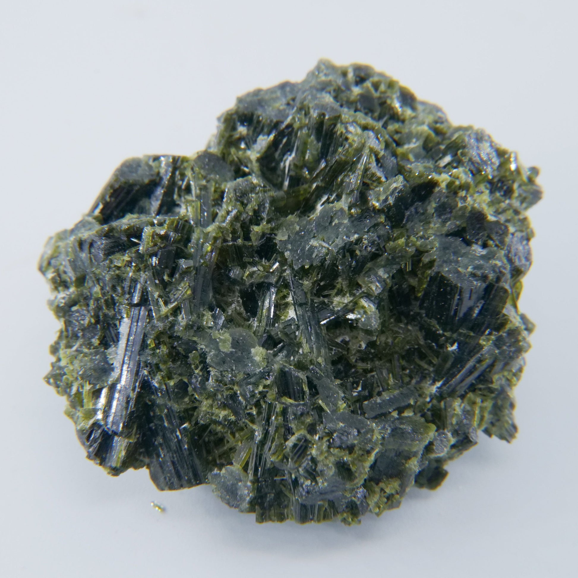 Epidote Specimen Pakistan Grade A 63g - Luna Panther