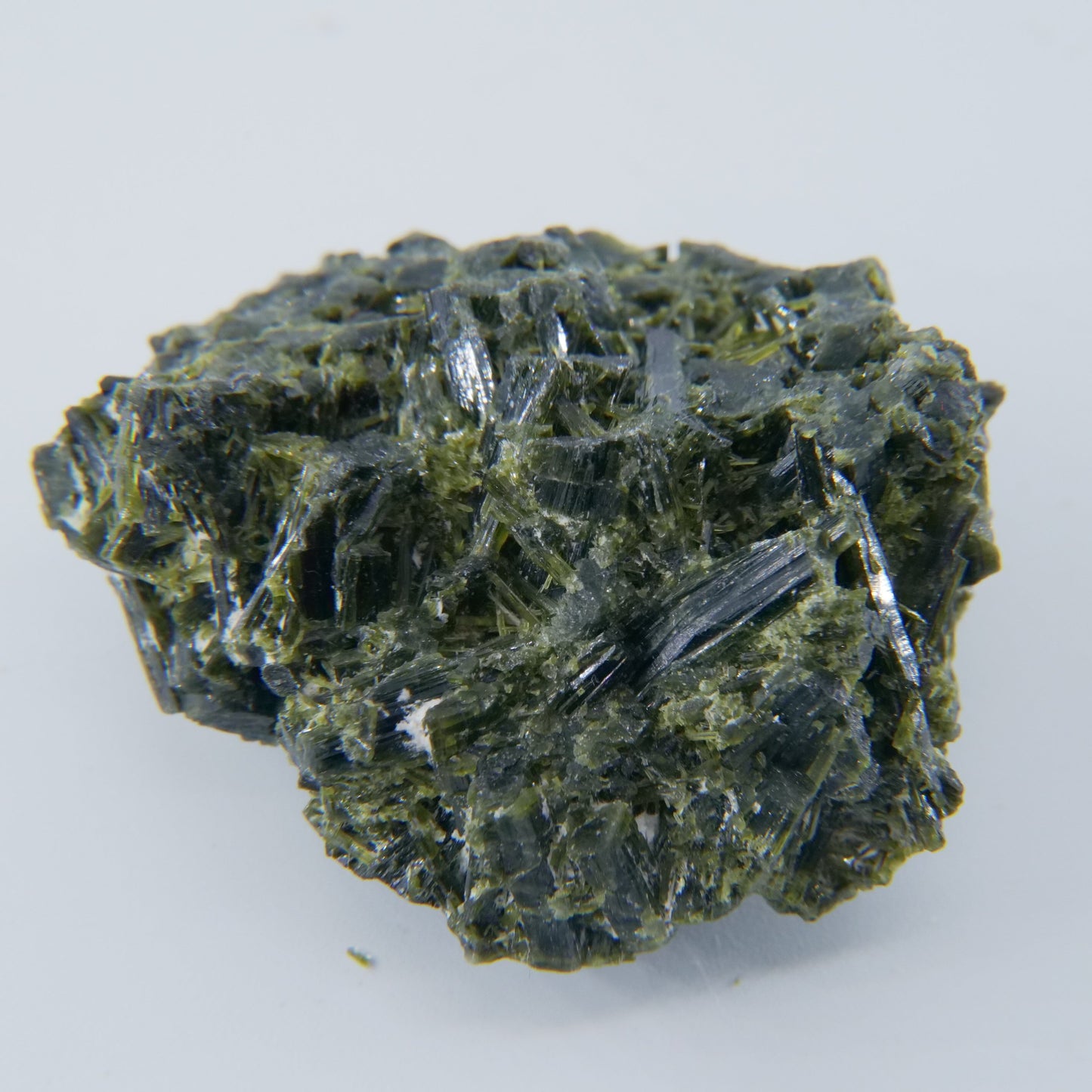 Epidote Specimen Pakistan Grade A 63g - Luna Panther