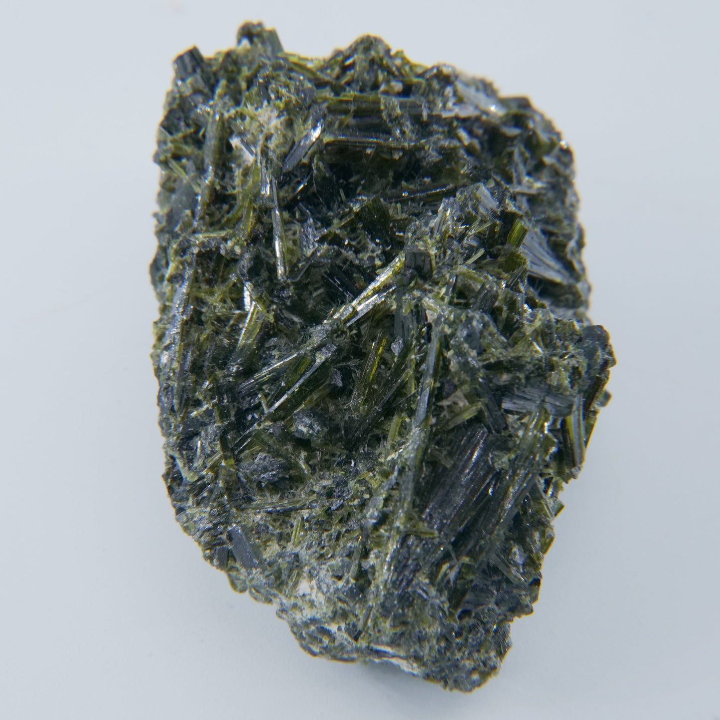 Epidote Specimen Pakistan Grade A 68g - Luna Panther