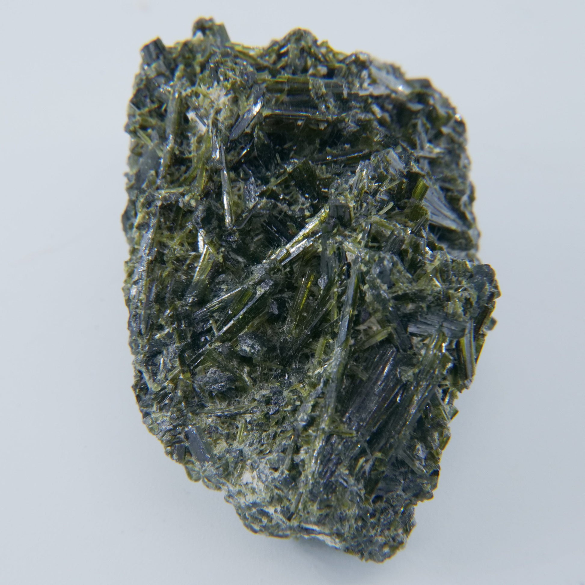 Epidote Specimen Pakistan Grade A 68g - Luna Panther