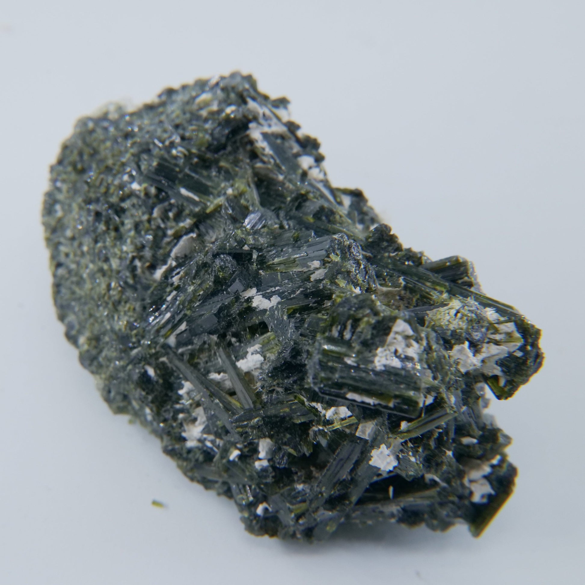 Epidote Specimen Pakistan Grade A 73g - Luna Panther