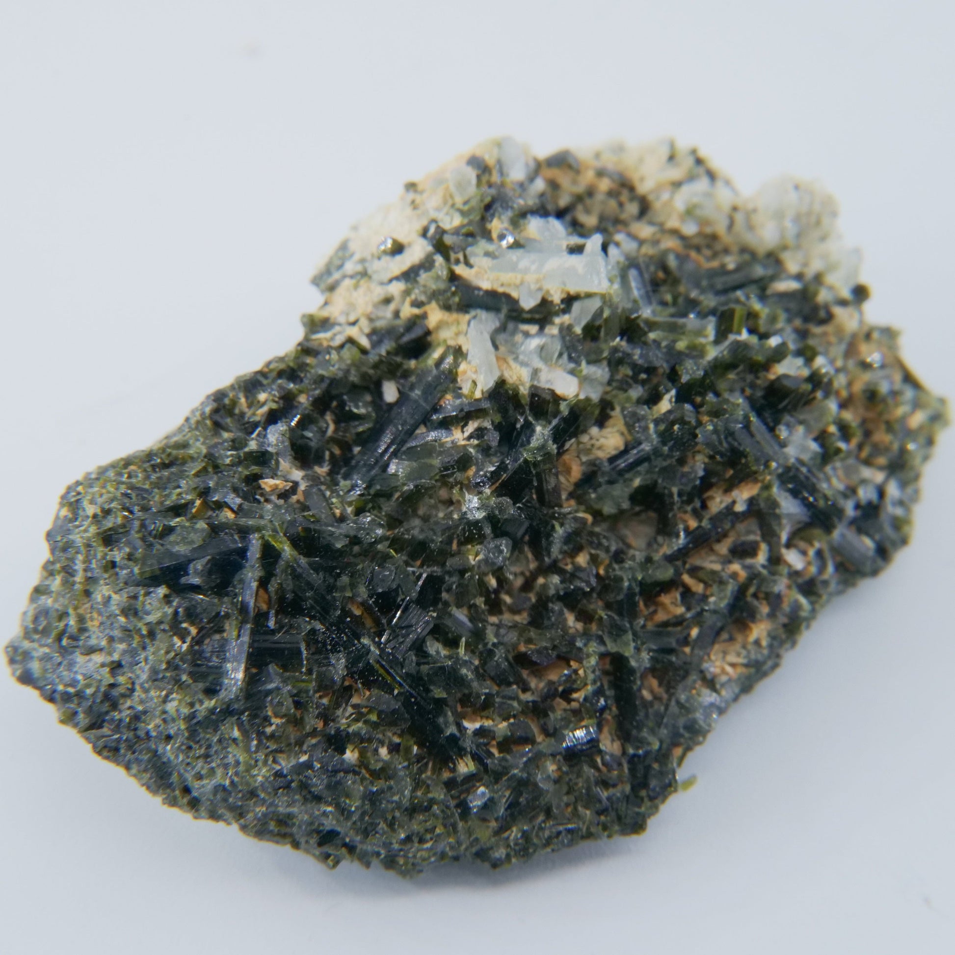 Epidote Specimen Pakistan Grade A 75g - Luna Panther