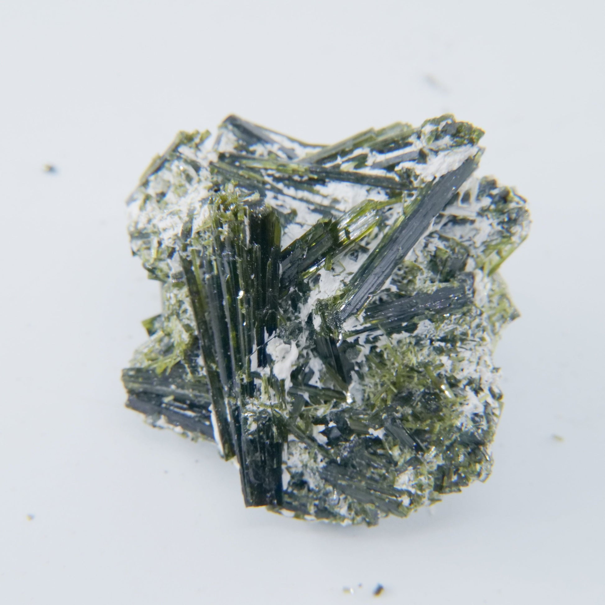 Epidote Specimen with Calcite Grade A Pakistan 28g - Luna Panther