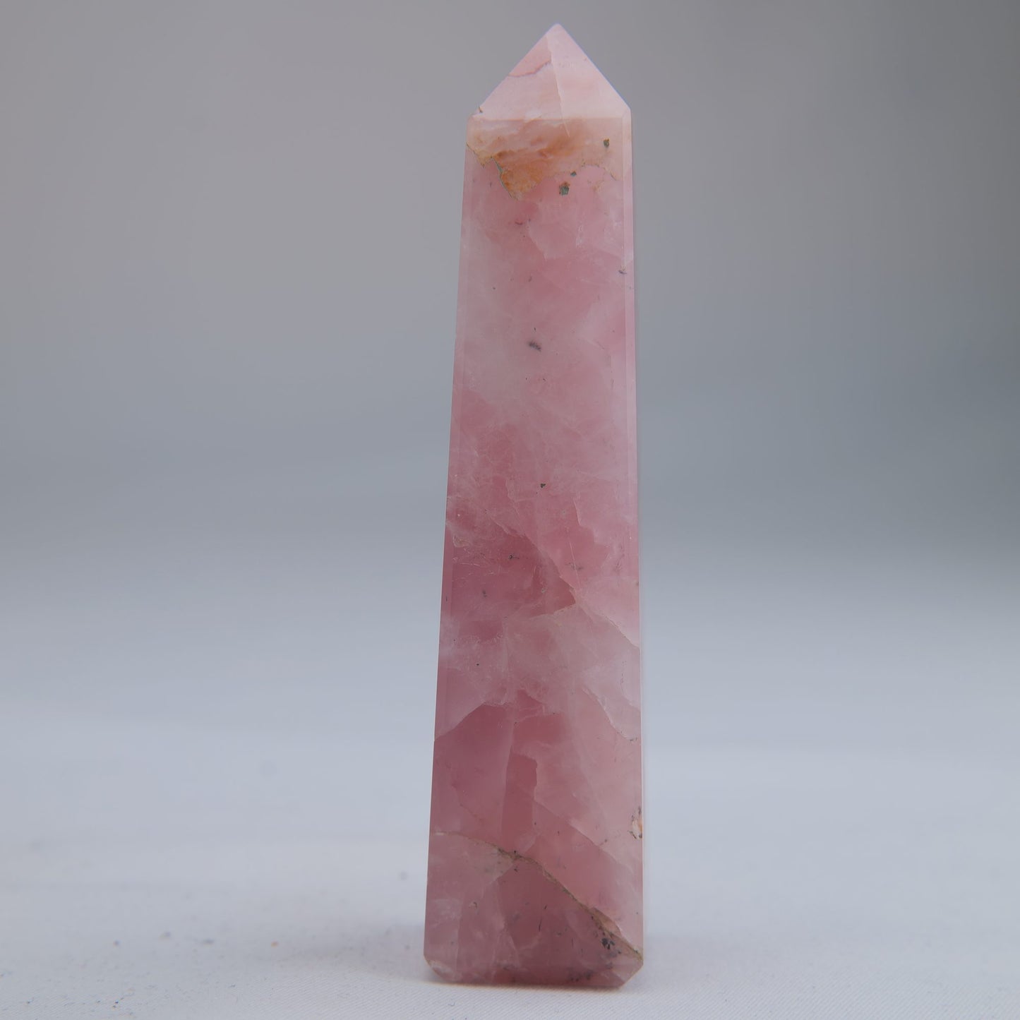 Rose Quartz Tower 87g front