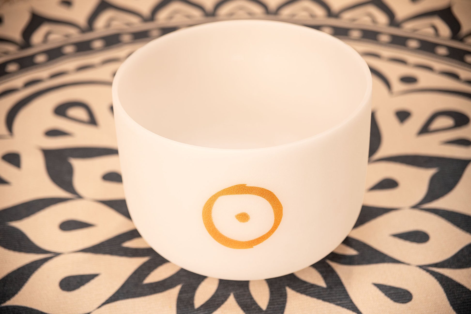 MEINL Sonic Energy Planetary Tuned Crystal Singing Bowl 12" - Sun/126.22 Hz detail view 5 at Luna Panther
