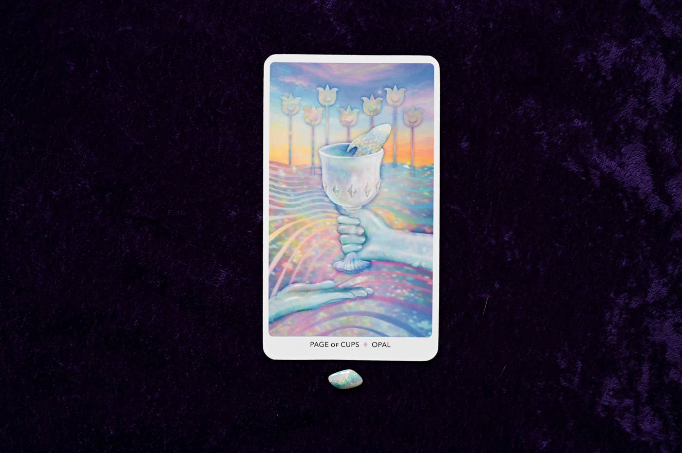 Crystal Keys Tarot: 78 Cards & 176-Page Full-Color Guidebook: Paperback; 220 pages / English