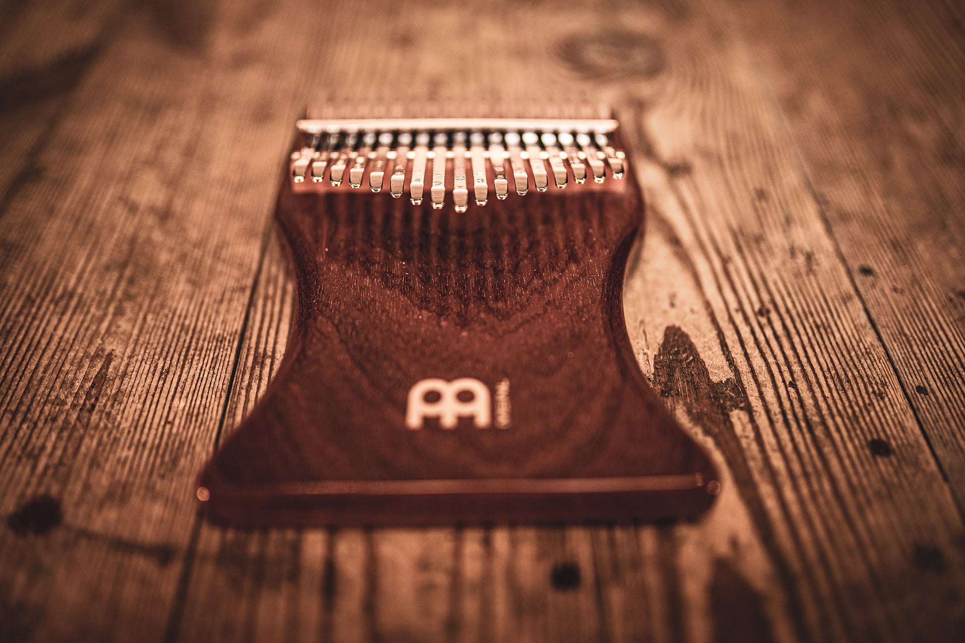 Meinl Sonic Energy Solid Kalimba - 17 notes, sapele detail view 11 at Luna Panther
