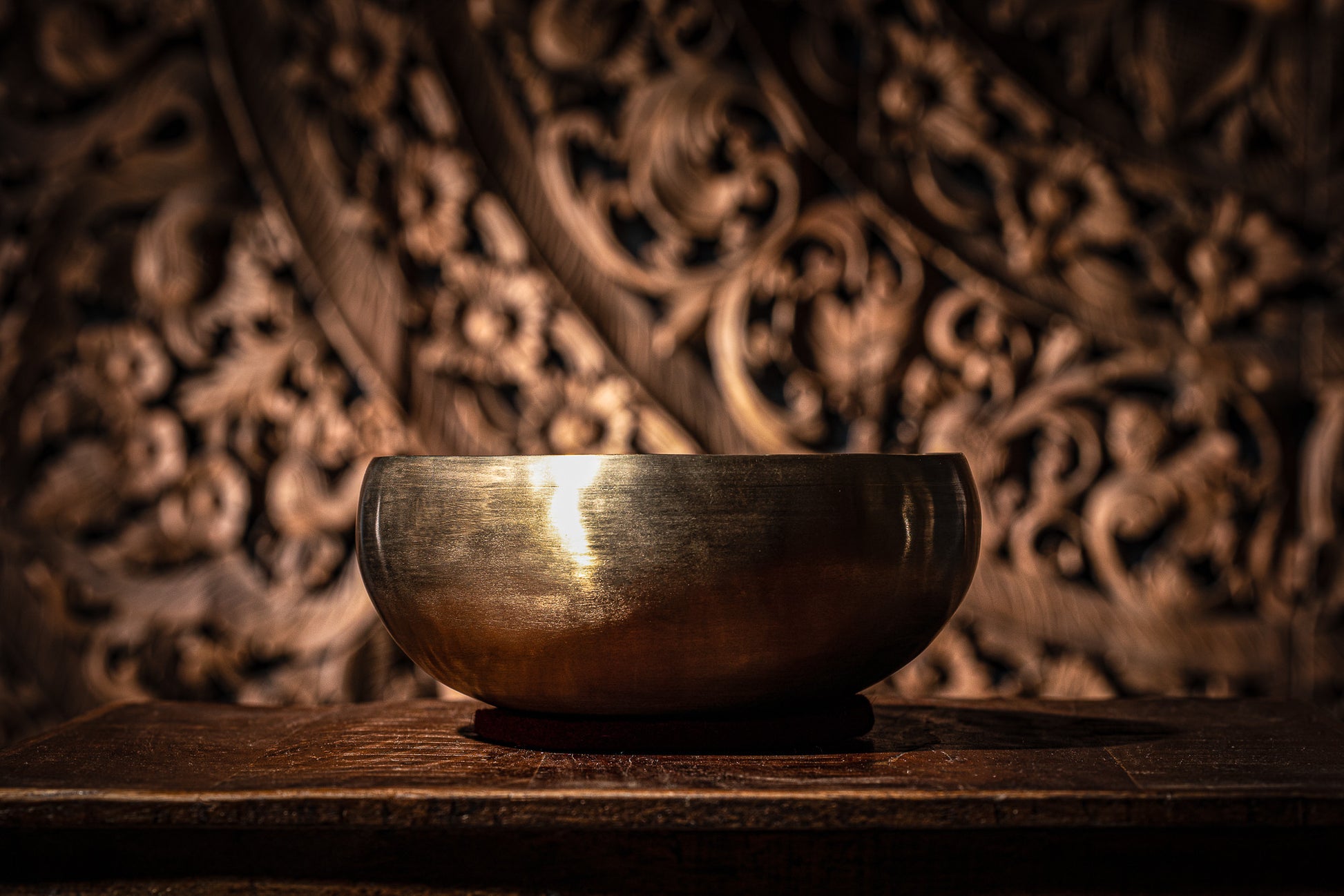 MEINL Sonic Energy Synthesis Series Flower of Life Singing Bowl - 1000g detail view 6 at Luna Panther