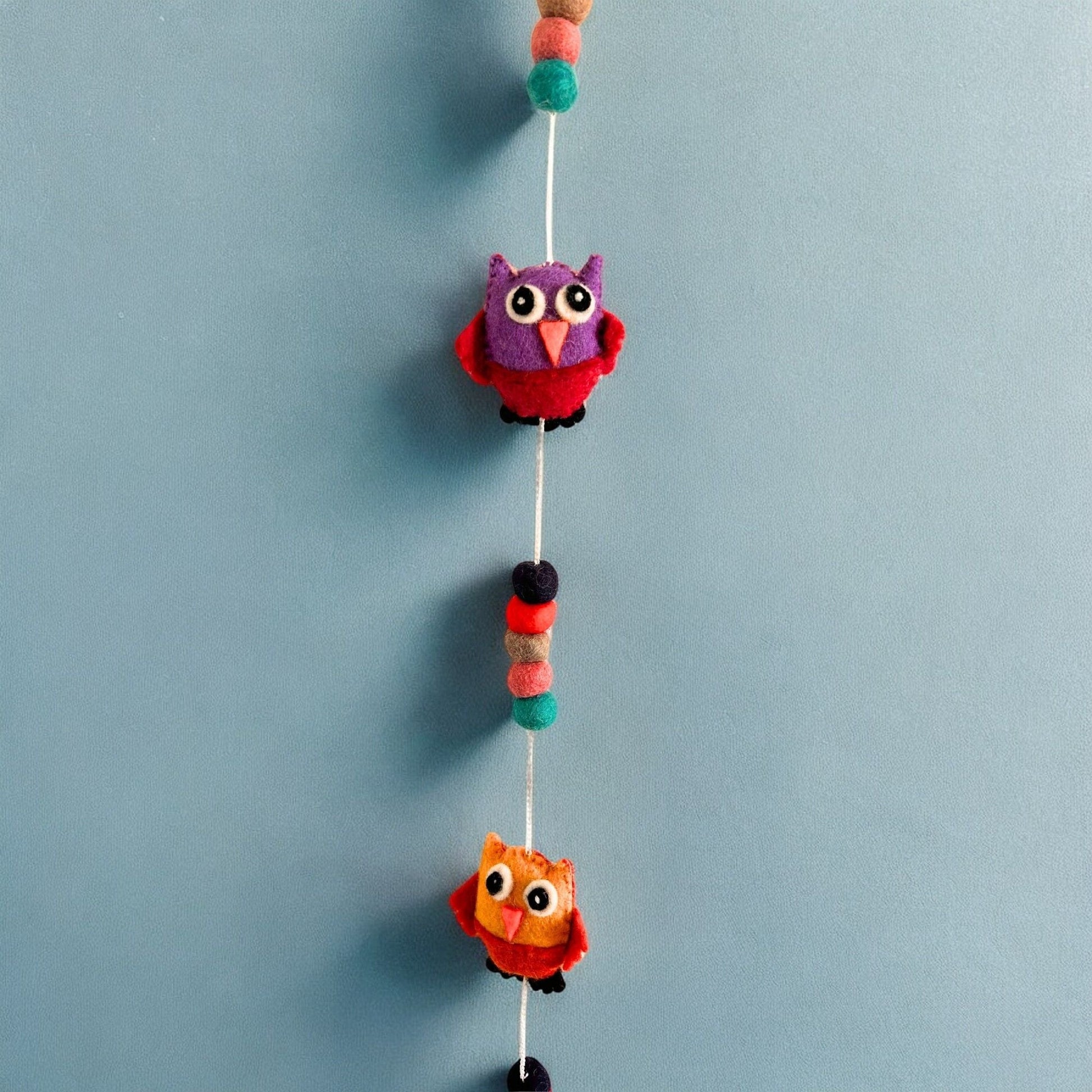 Felt Wall Hanging - Owls (assorted colours) - Luna Panther