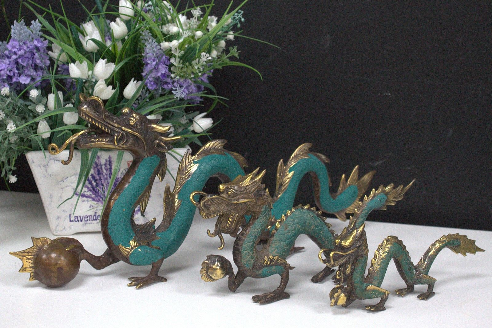 Feng Shui - Medium Dragon with Ball - 27cm - Luna Panther