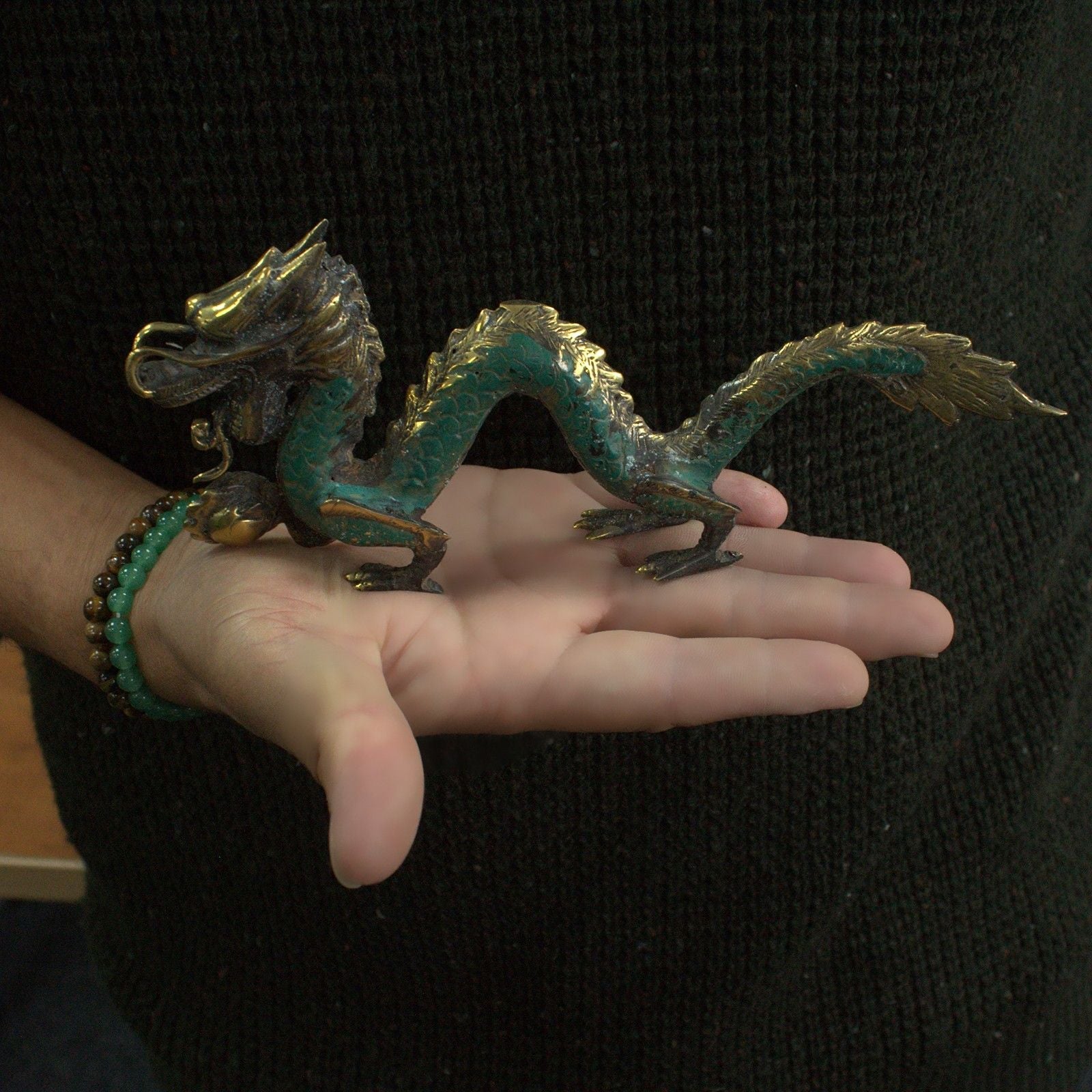 Feng Shui - Small Dragon with Ball - 20cm - Luna Panther