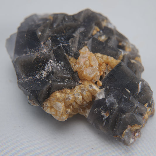 Fluorite Specimen Pakistan 108g - Luna Panther