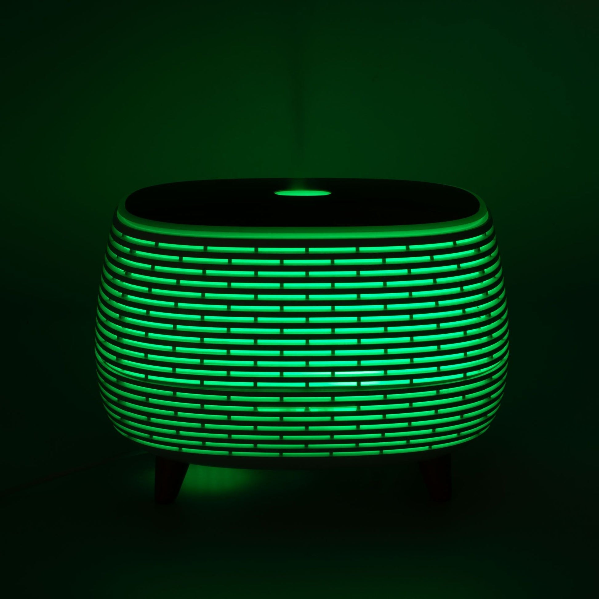 Futuristic Ribbed Aroma Diffuser with Colour - Changing Light - Luna Panther