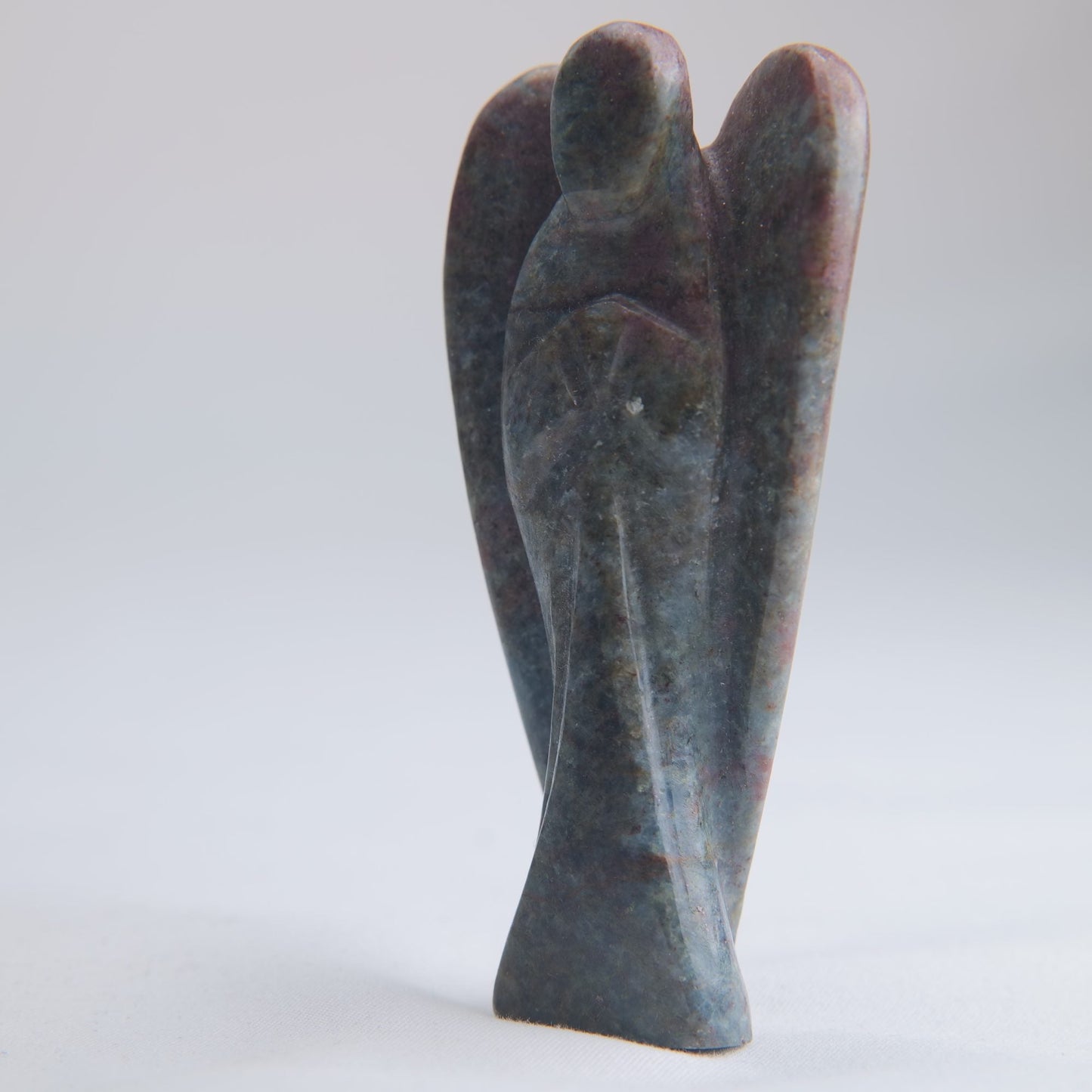 Garnet Angel Carving 79g 80mm - Luna Panther