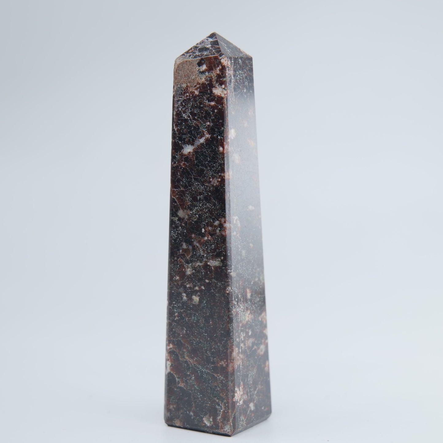 Garnet Tower 125g - Luna Panther