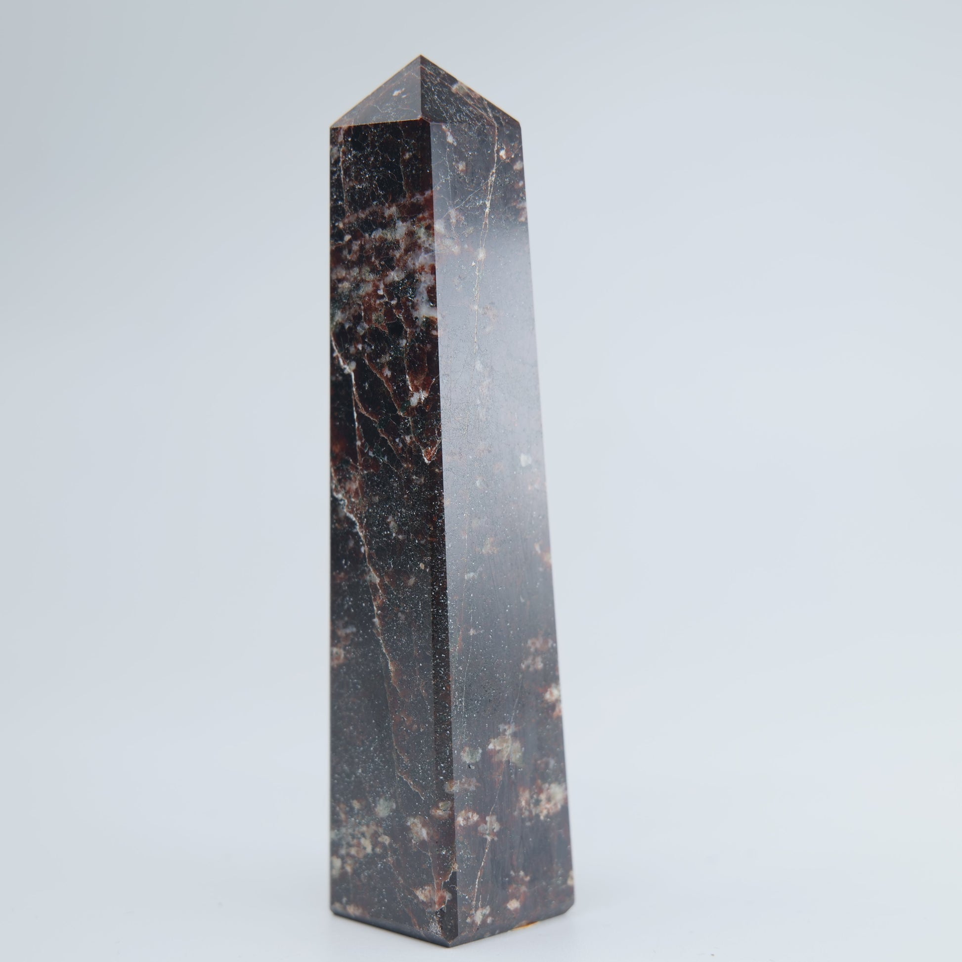 Garnet Tower 125g - Luna Panther