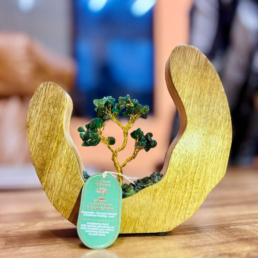 Gemstone Garden - Mango Wood Open Ring - Green Aventurine - 60 chipstones Crystal Tree - Luna Panther