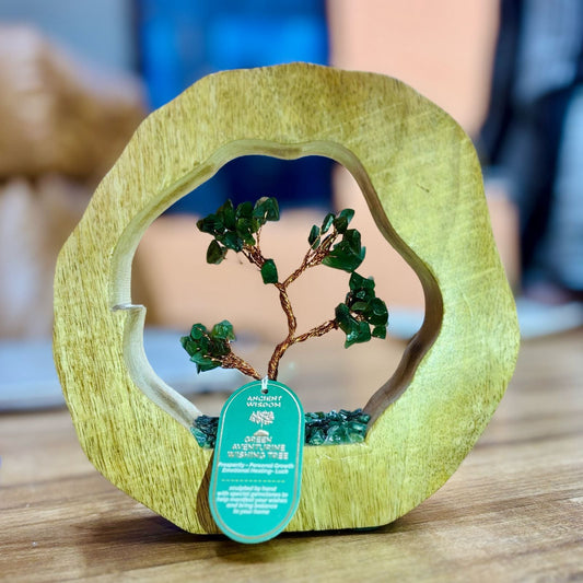 Gemstone Garden - Mango Wood Ring - Green Aventurine - 60 chipstones Crystal Tree - Luna Panther