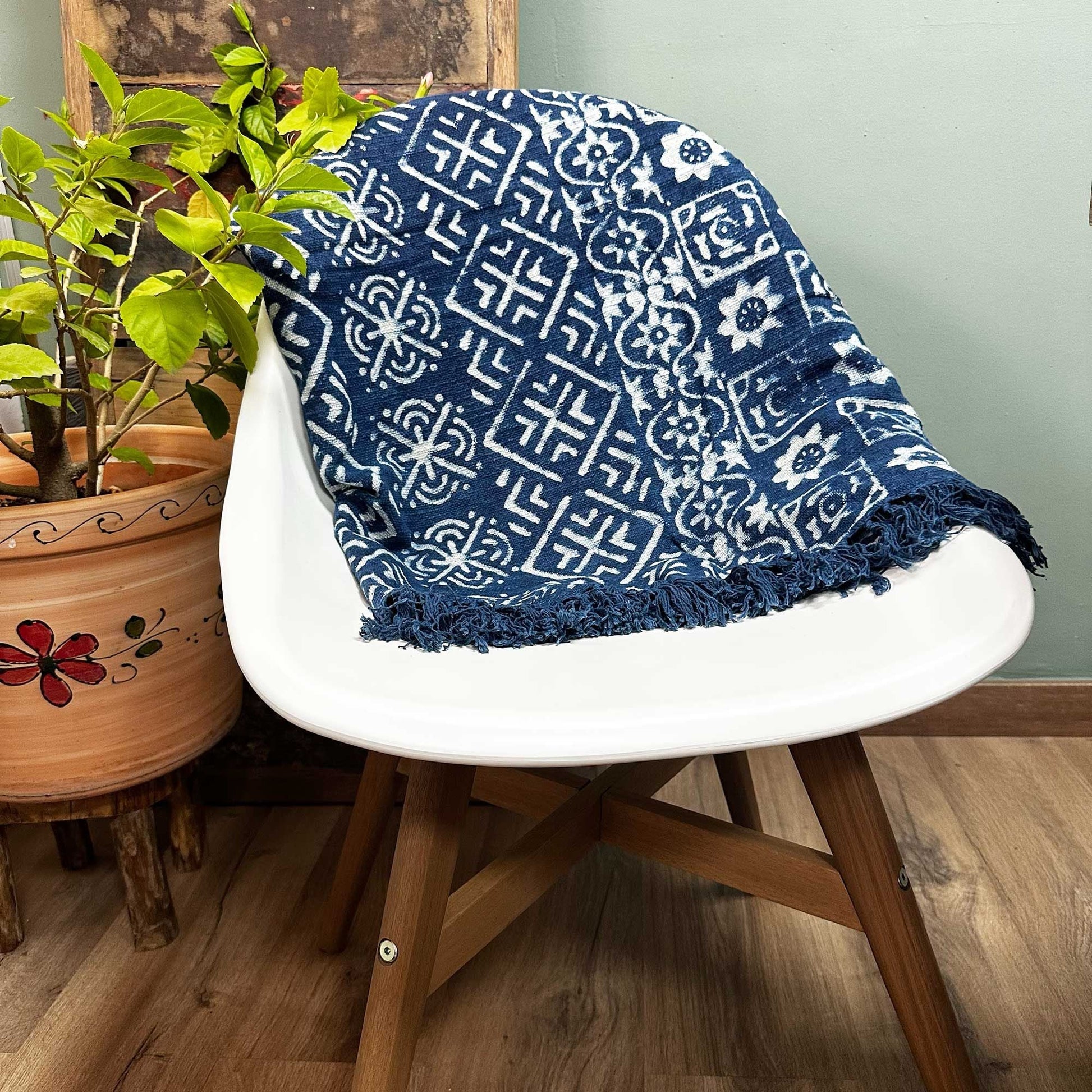 Handmade Indigo Throw - 170x120cm - Desi Stripes - Luna Panther