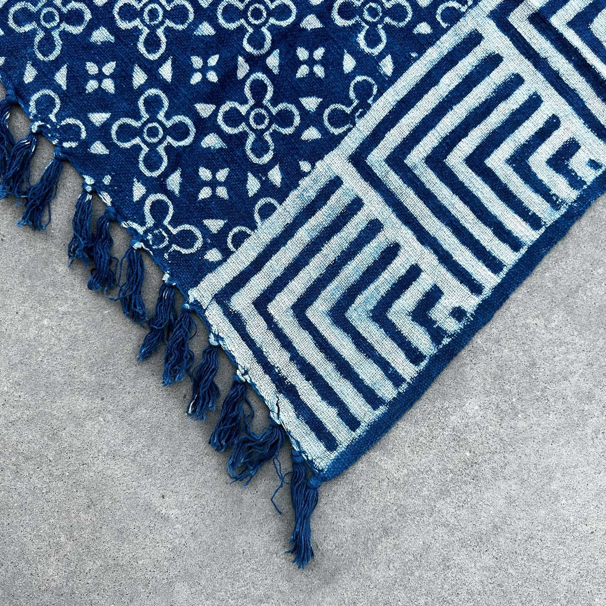 Handmade Indigo Throw - 170x120cm - Kasba Tiles - Luna Panther