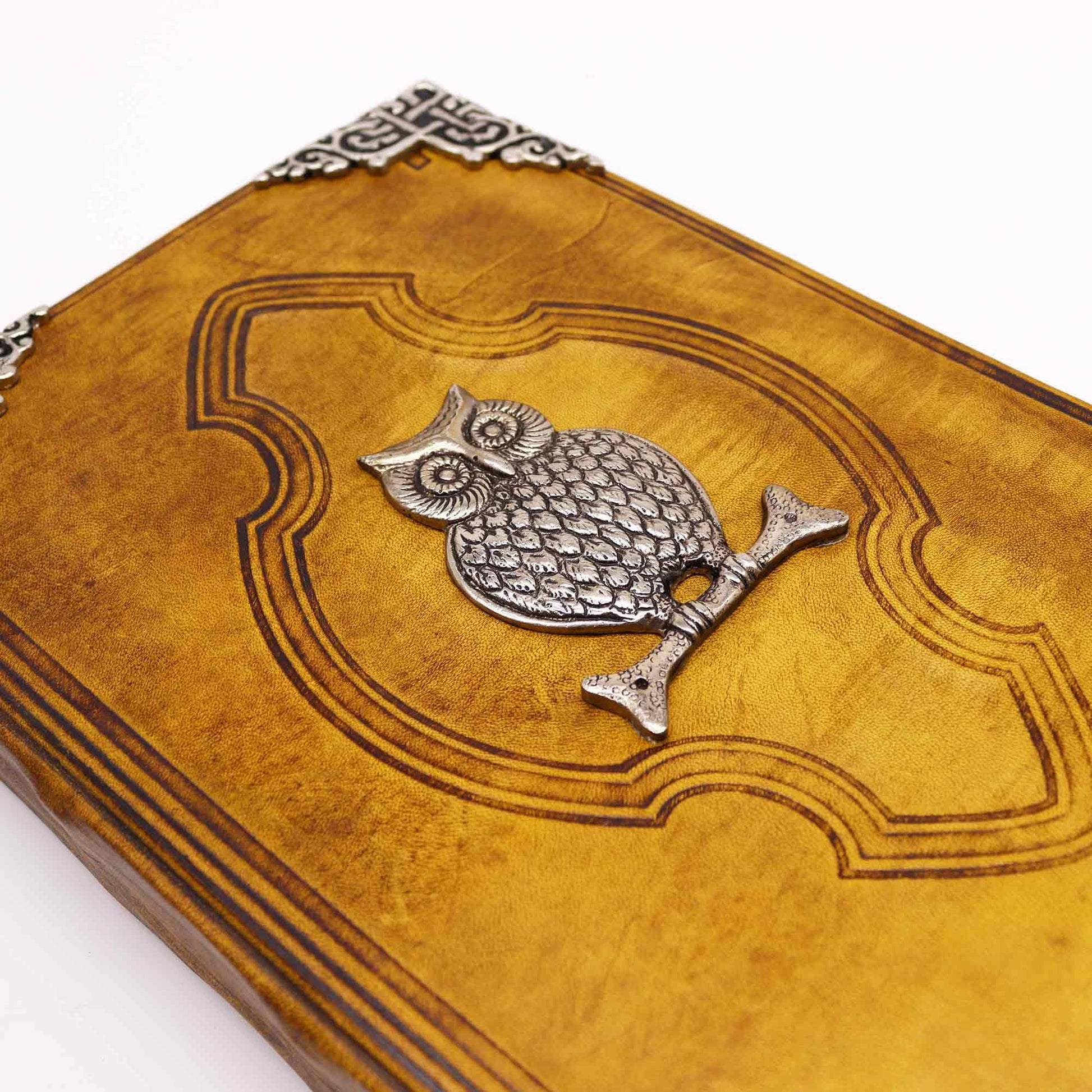 Heafty Coffee Tan Book - Zinc Owl Decor - 200 Deckle Edges Pages - 26x18cm - Luna Panther