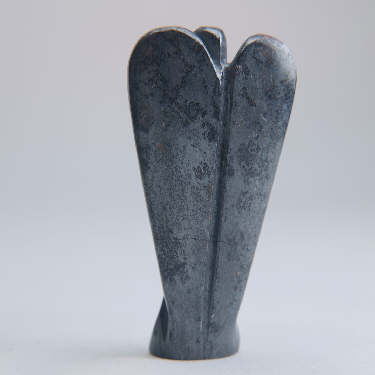 Hematite Crystal Angel 90g 78mm - Luna Panther
