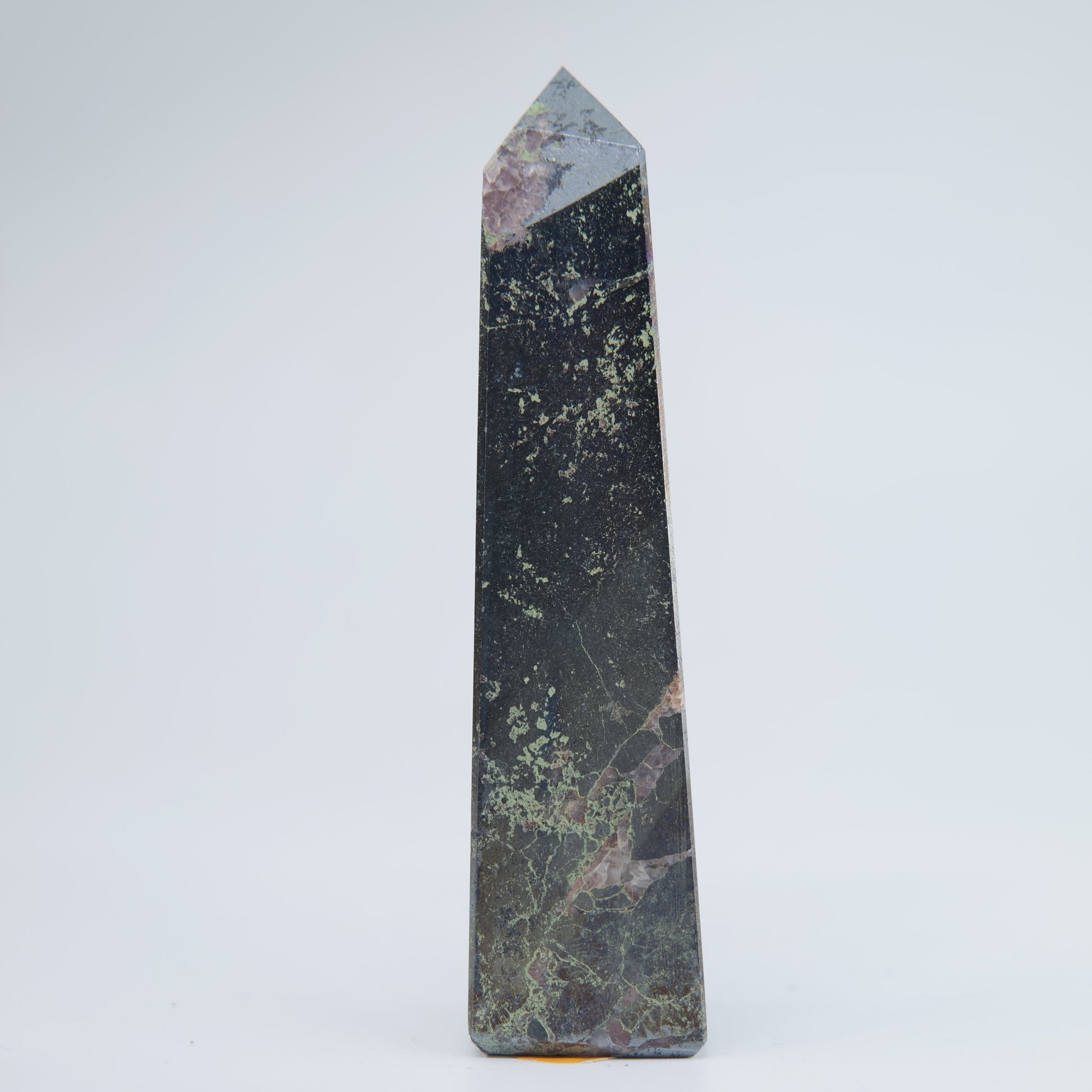Hematite Tower 113g - Luna Panther
