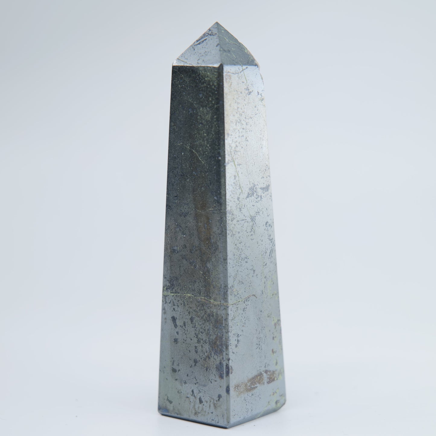Hematite Tower 113g - Luna Panther