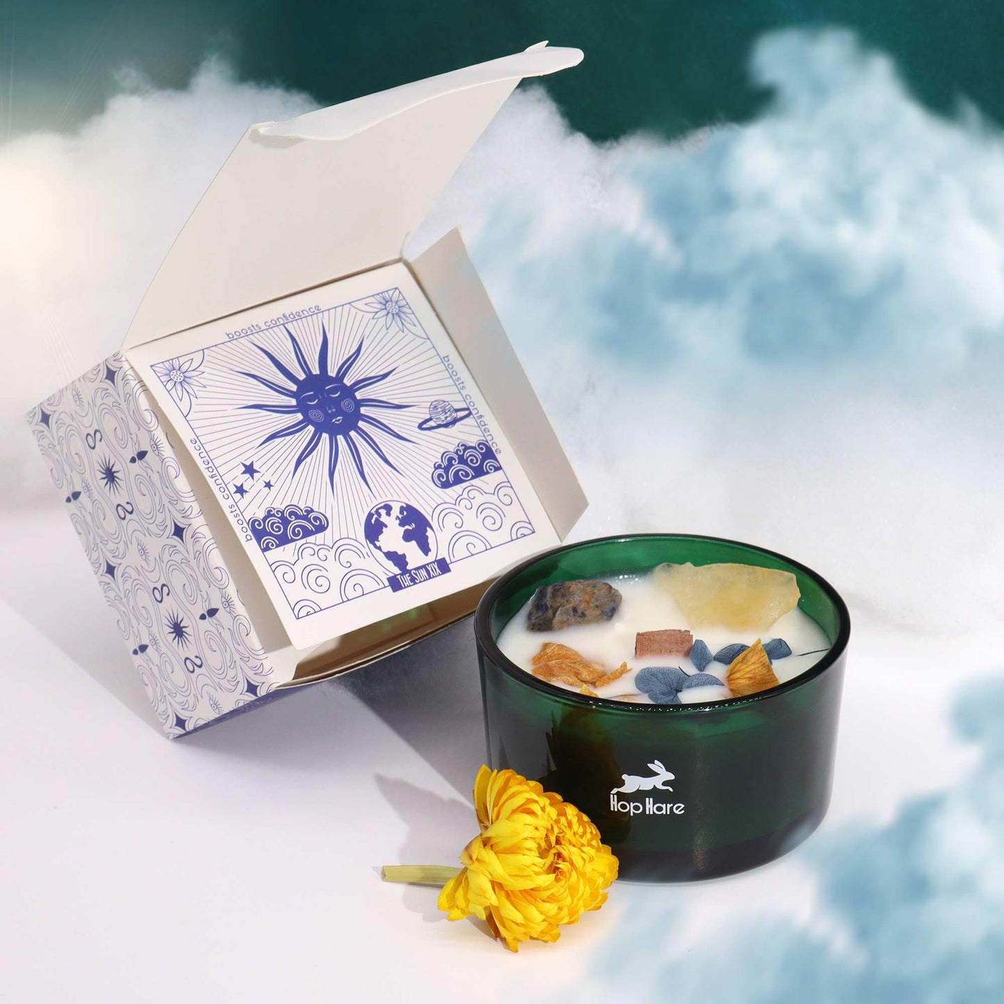Hop Hare Crystal Magic Flower Candle - The Sun detail view 2 at Luna Panther