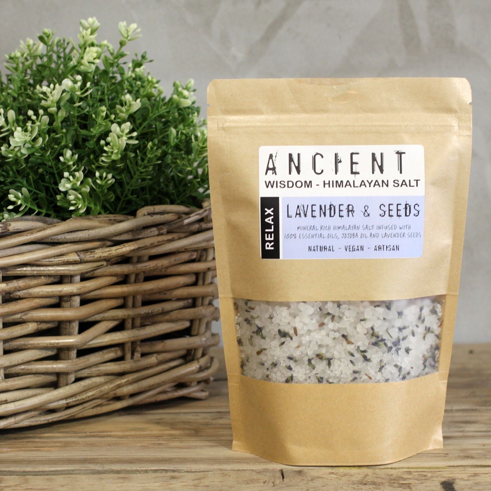 Himalayan Bath Salt Blend 500g - Relax detail view 4 at Luna Panther