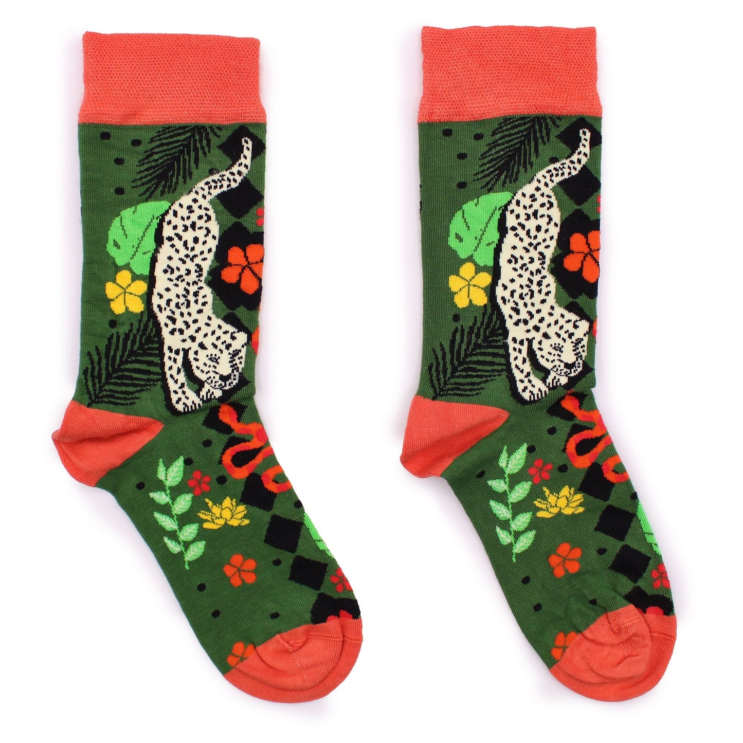 Polished Hop Hare Bamboo Socks M/L - Bali Jungle featuring natural patterning and unique variations - Luna Panther