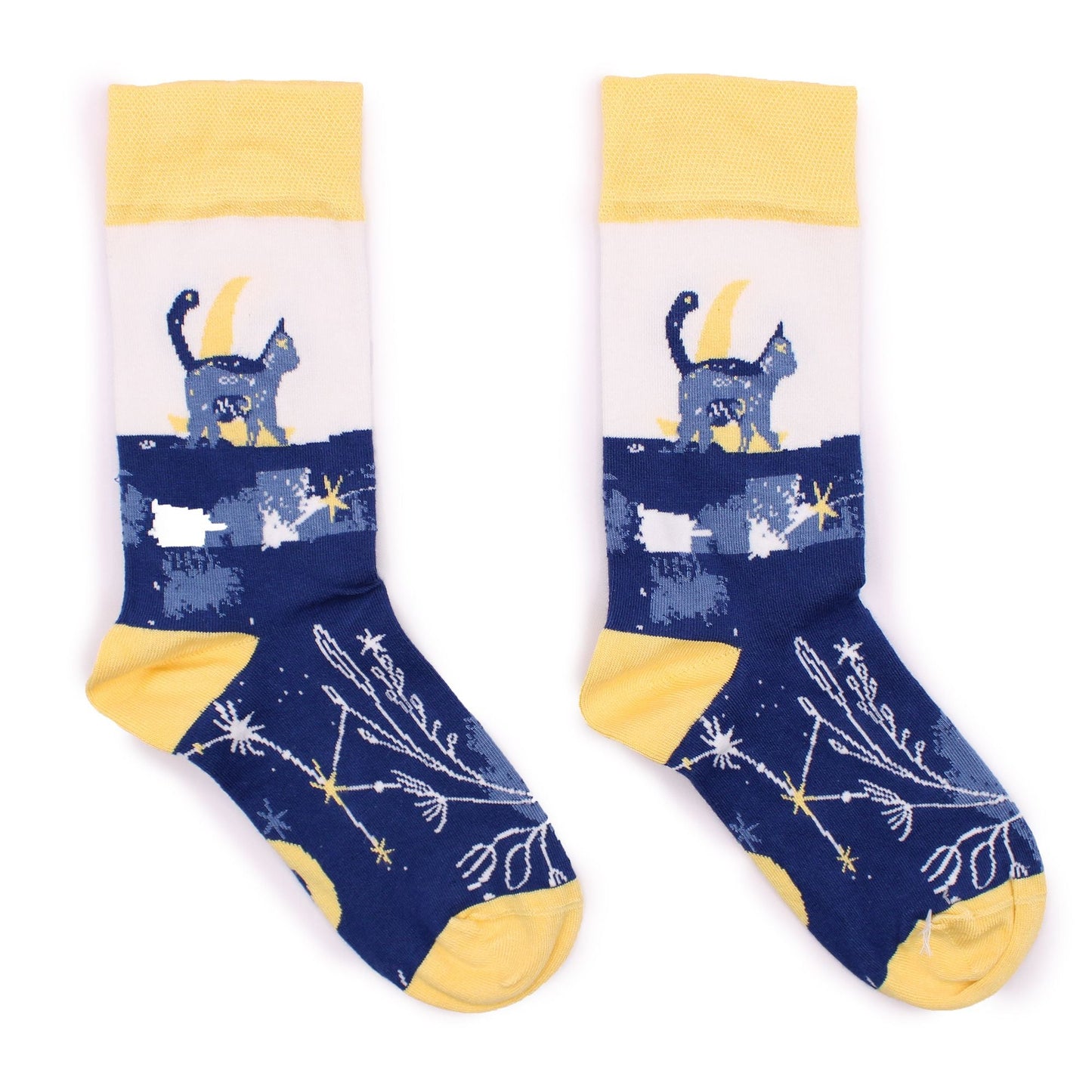Polished Hop Hare Bamboo Socks M/L - Midnight Cat featuring natural patterning and unique variations - Luna Panther