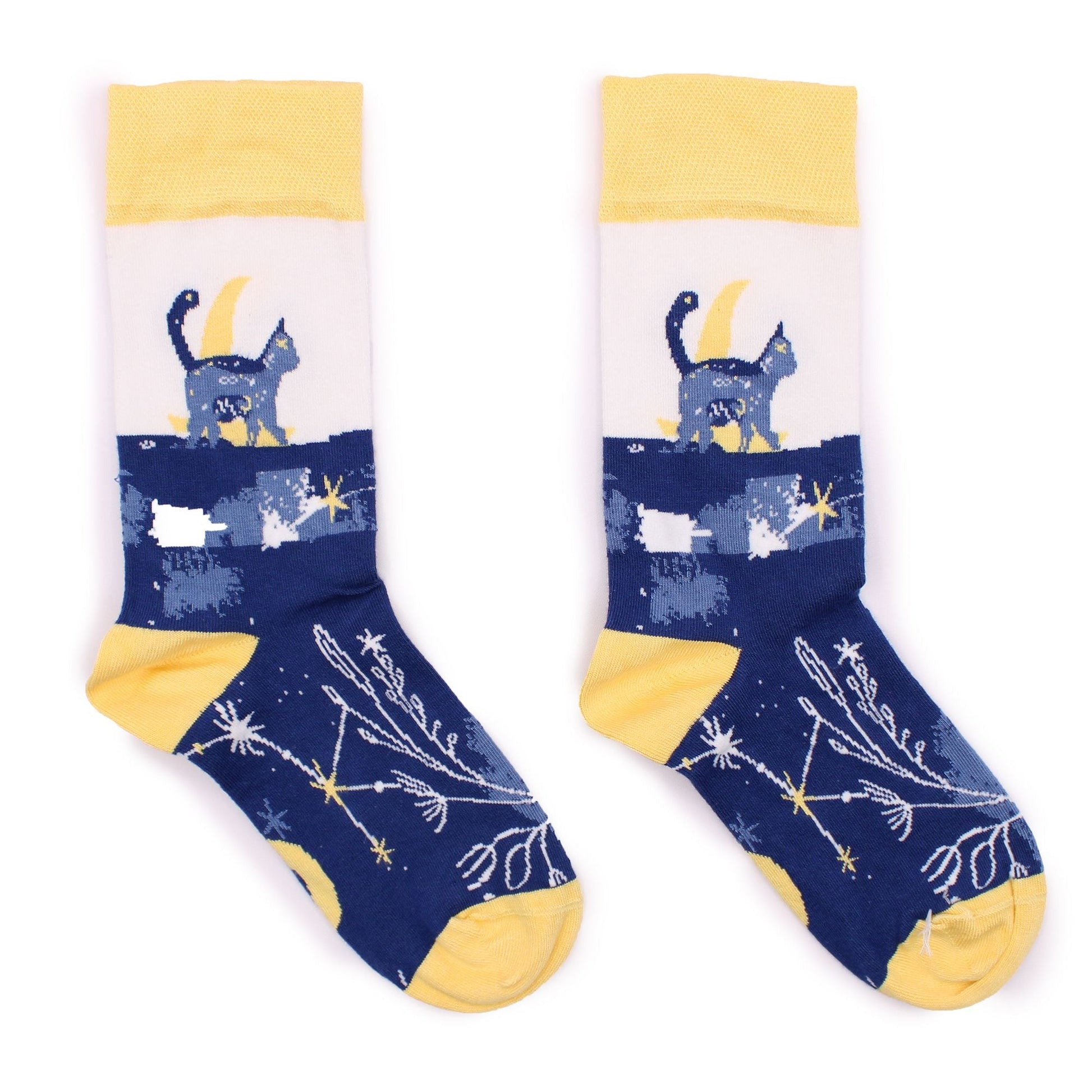 Polished Hop Hare Bamboo Socks M/L - Midnight Cat featuring natural patterning and unique variations - Luna Panther