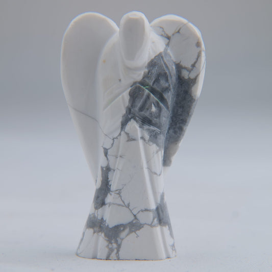 Howlite Angel Carving 27g 52mm - Luna Panther