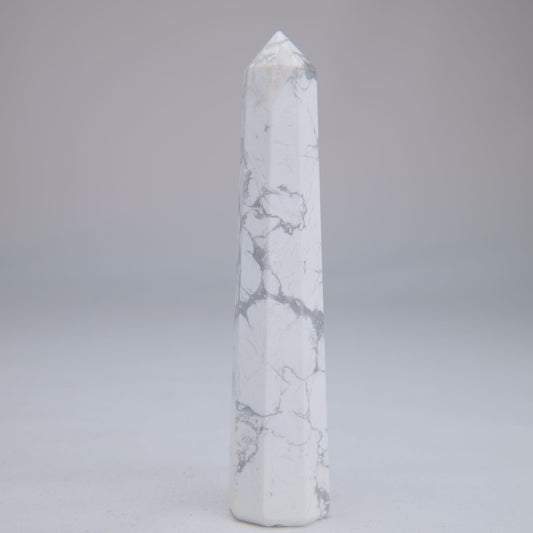 Howlite Point 107mm 85g - Luna Panther