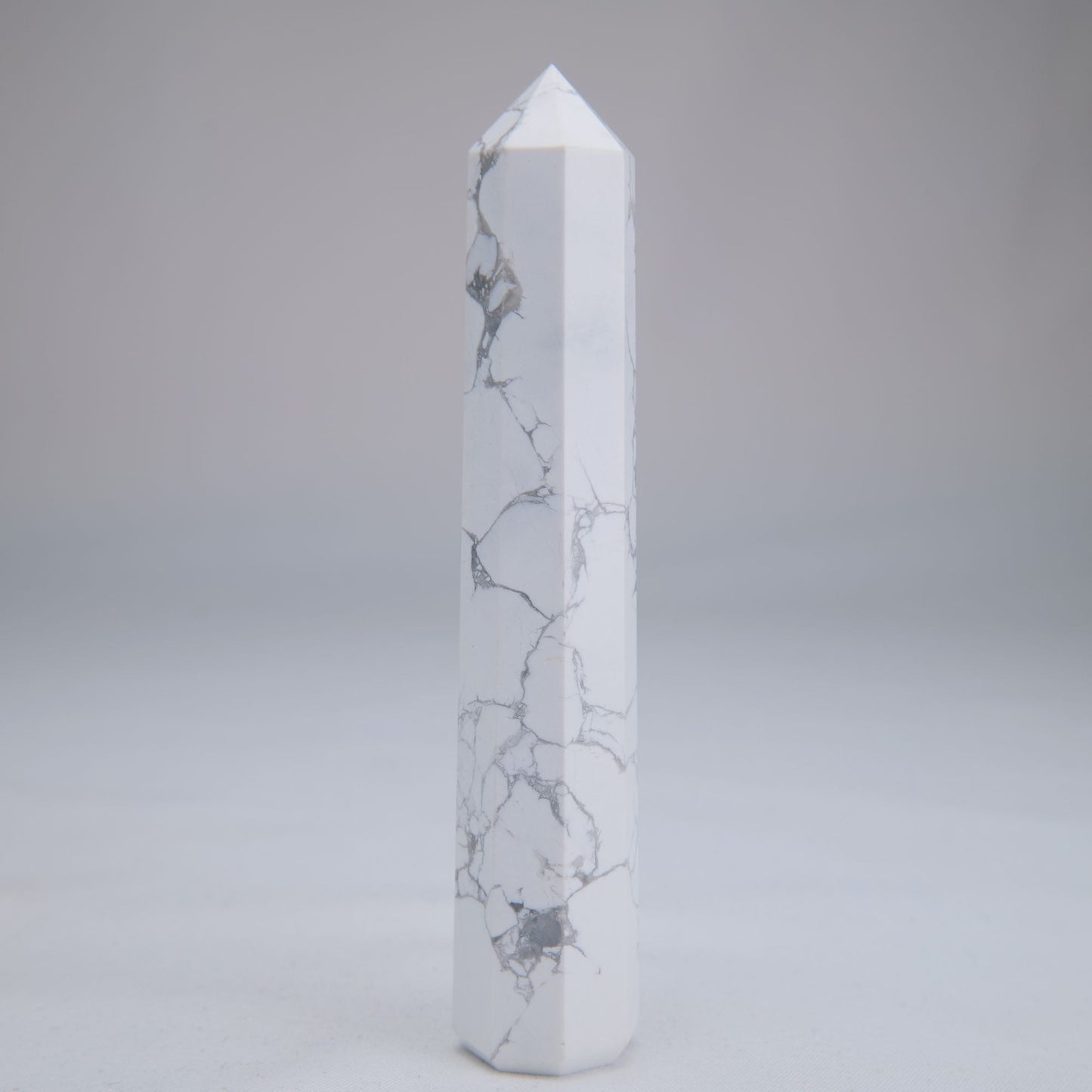 Howlite Point 110mm 92g - Luna Panther