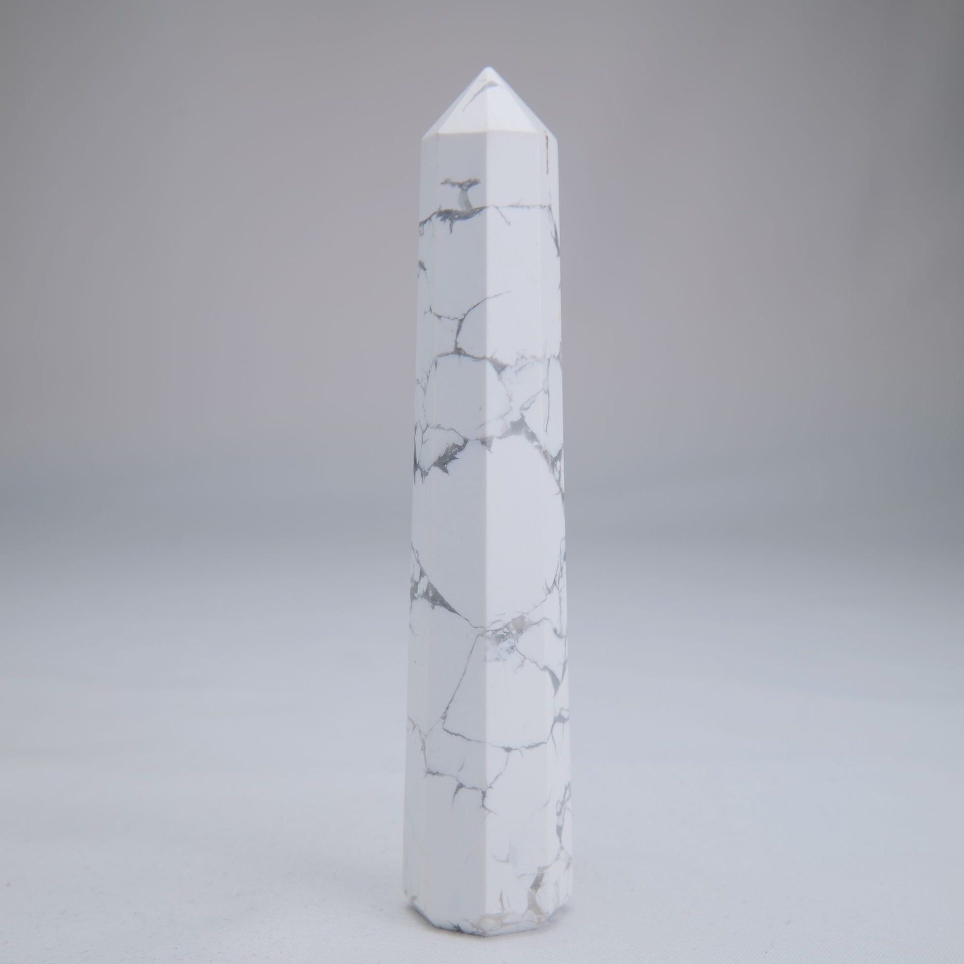 Howlite Point 113mm 97g - Luna Panther